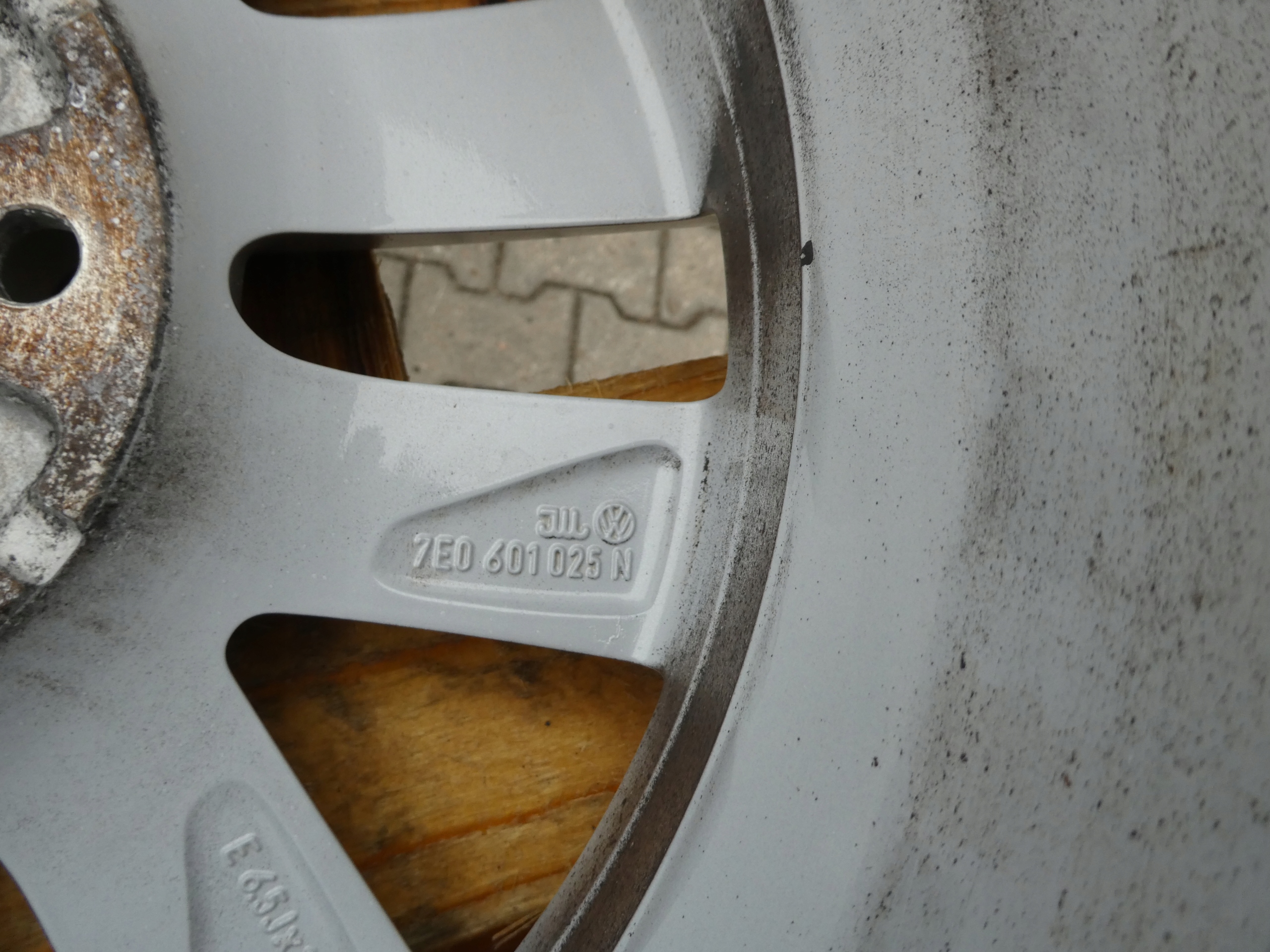4X discs aluminium disc 7E0601025N VW T5 T6 5X120