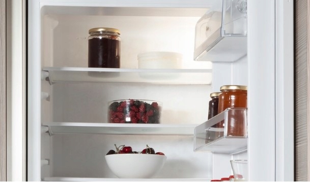 Lodówka Whirlpool ART65011 274L LessFrost FreshBox Model ART65011