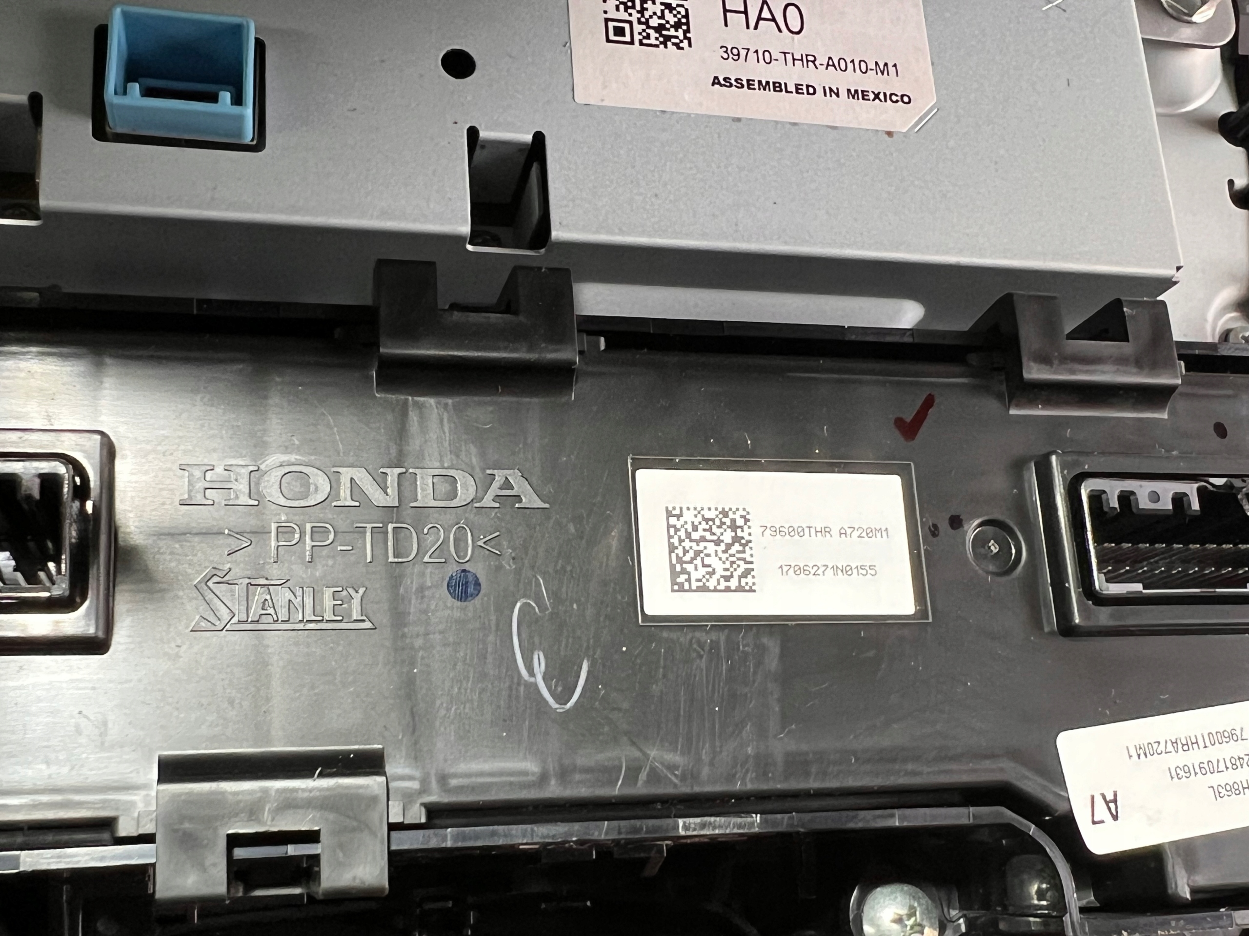 Honda ODYSSEY V Elite экран панель кондиционера 39710-THR 79600THR