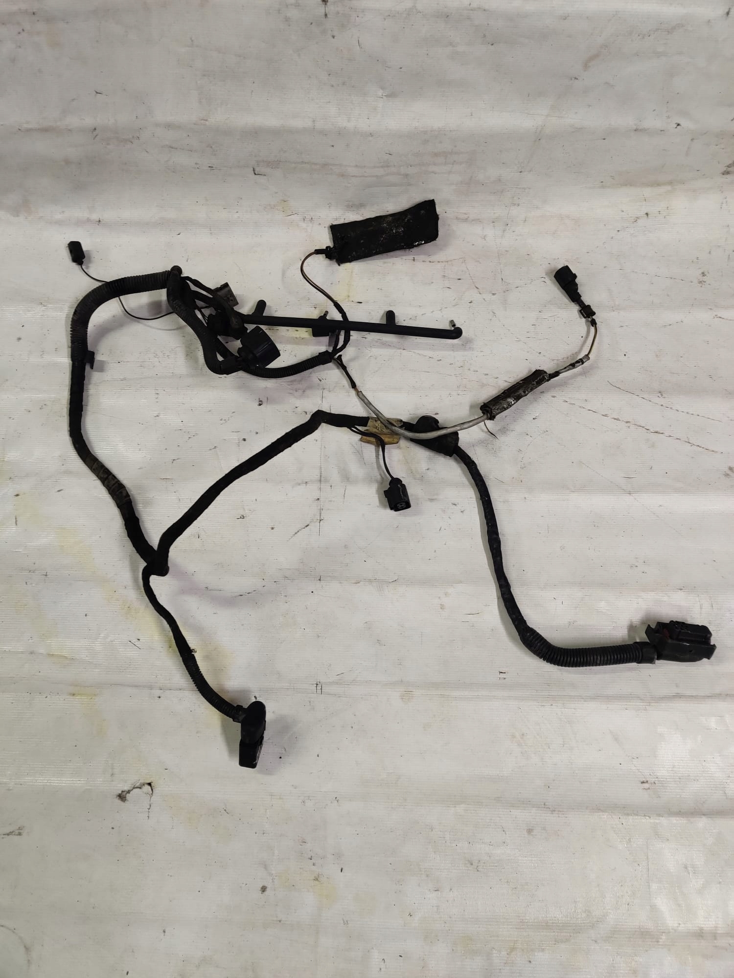 04E972627 - Жгут проводов установка двигателя octavia и 1.9 TDI 4x4