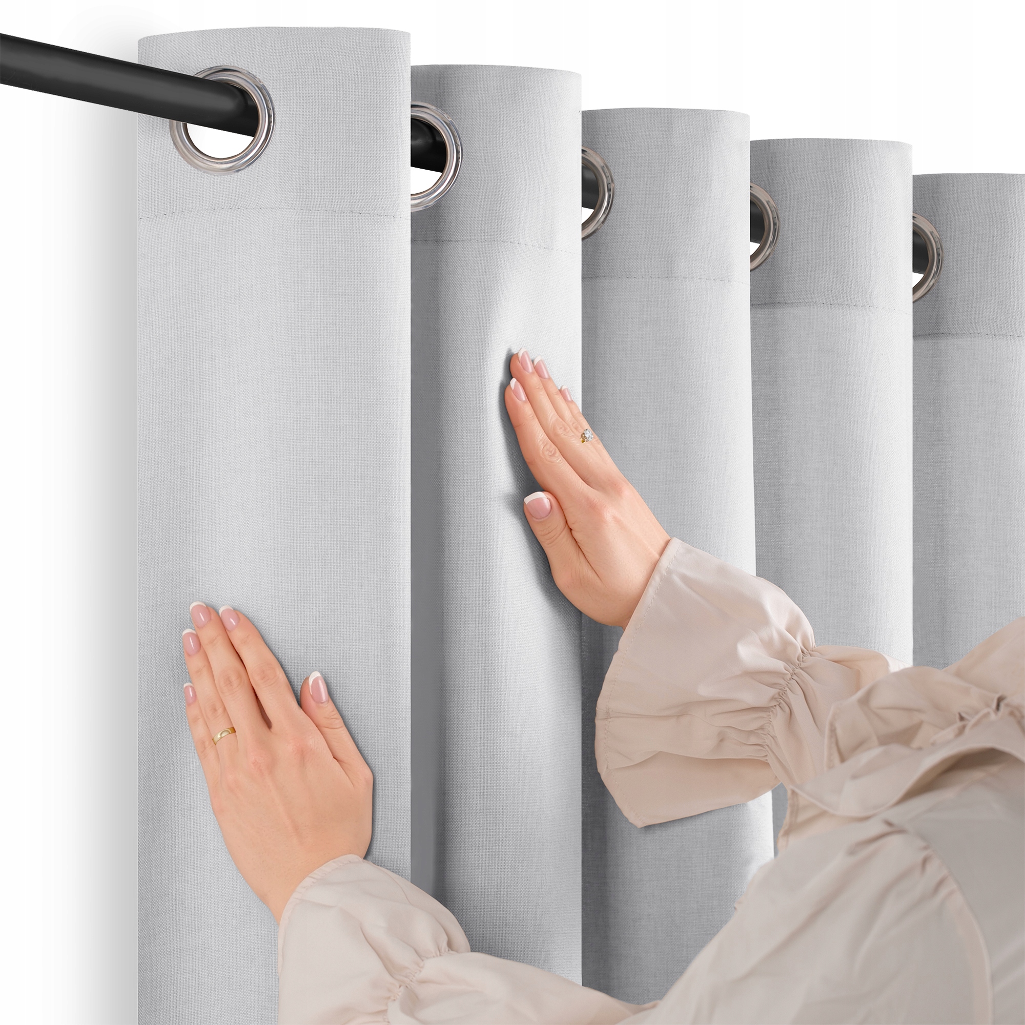 Filumi Strieborný záves s prírodným vzhľadom, priechodky do obývačky 530x300