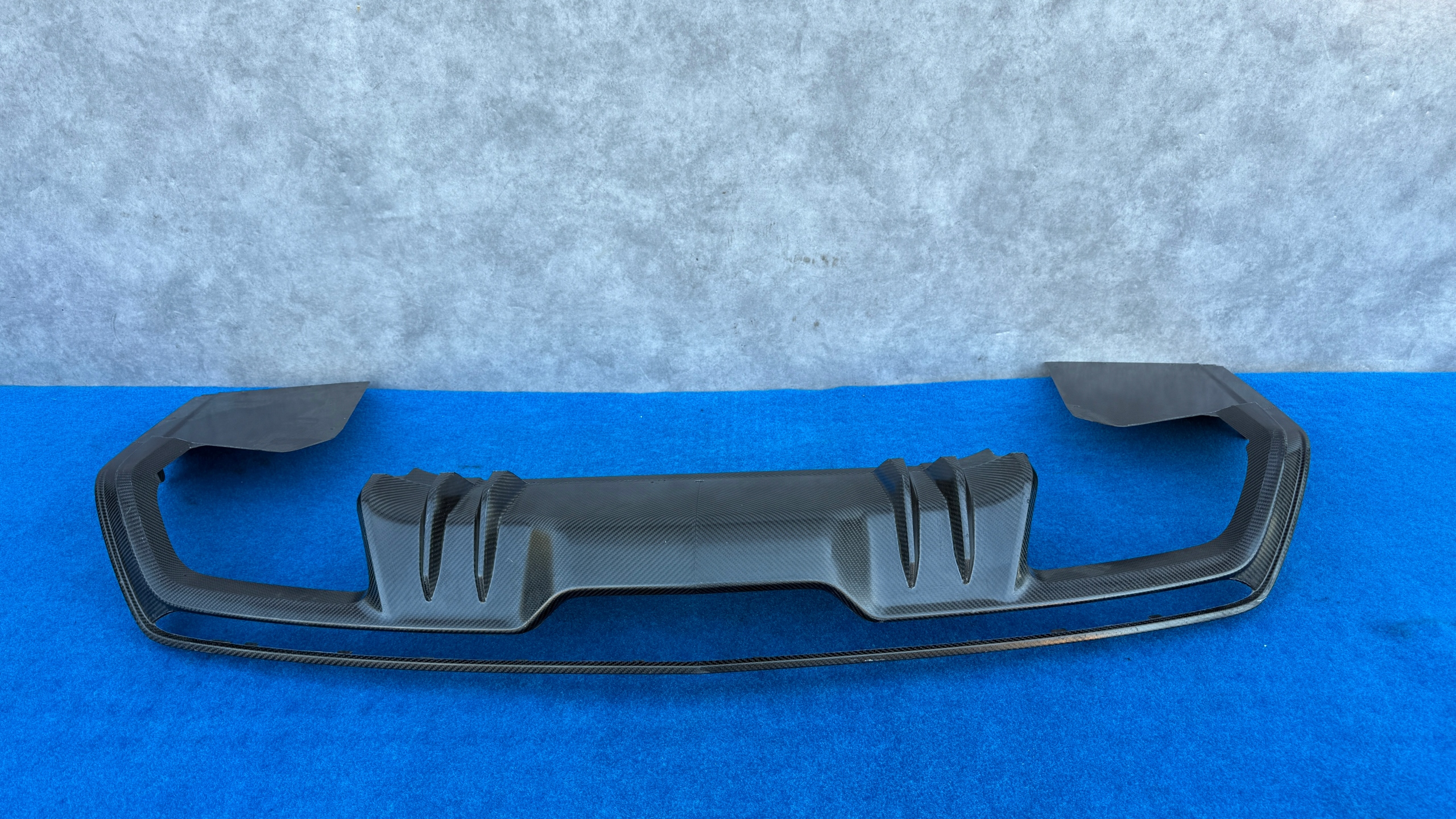 CADILLAC CT5 CT-V 20-25ROK SPOILER ZDERAKA rear part diffuser CARBON STY/005