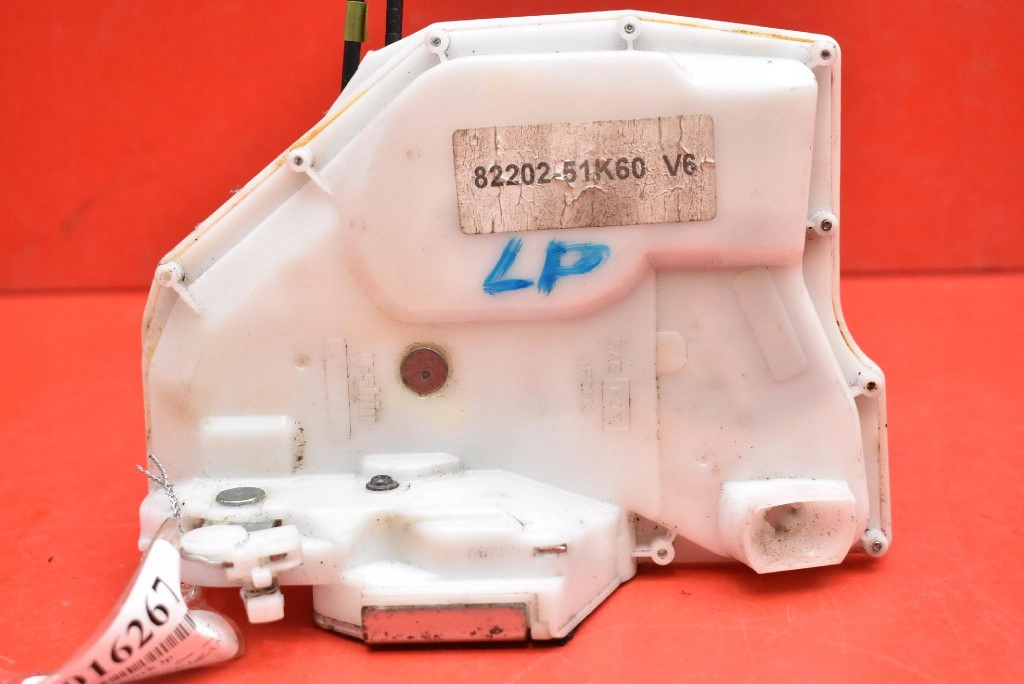 lock door left front front EU 82202-51K60 SUZUKI SPLASH 1 and 5D HB 08-12