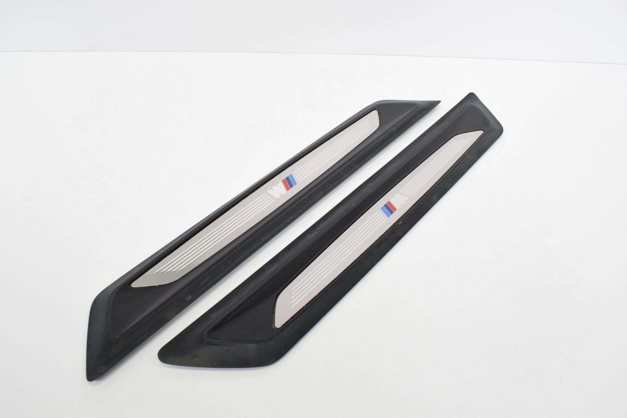 8051037 - Молдинги декоративна накладка порога BMW F39 F45 F46 F48