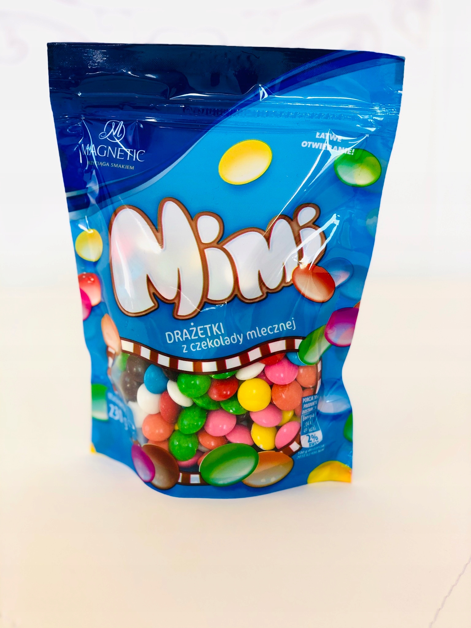 Cukierki MIMI DRAŻETKI Z CZEKOLADY MLECZNEJ Magnetic 230 g