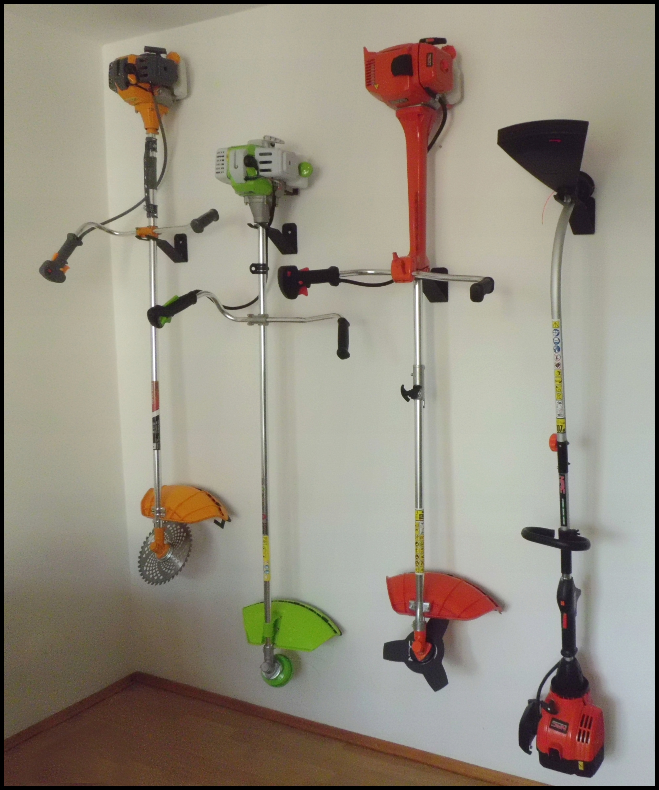 WIESZAK NA KOSĘ SPALINOWĄ UCHWYT KOSA SPALINOWA Marka Jarosław Znajdek