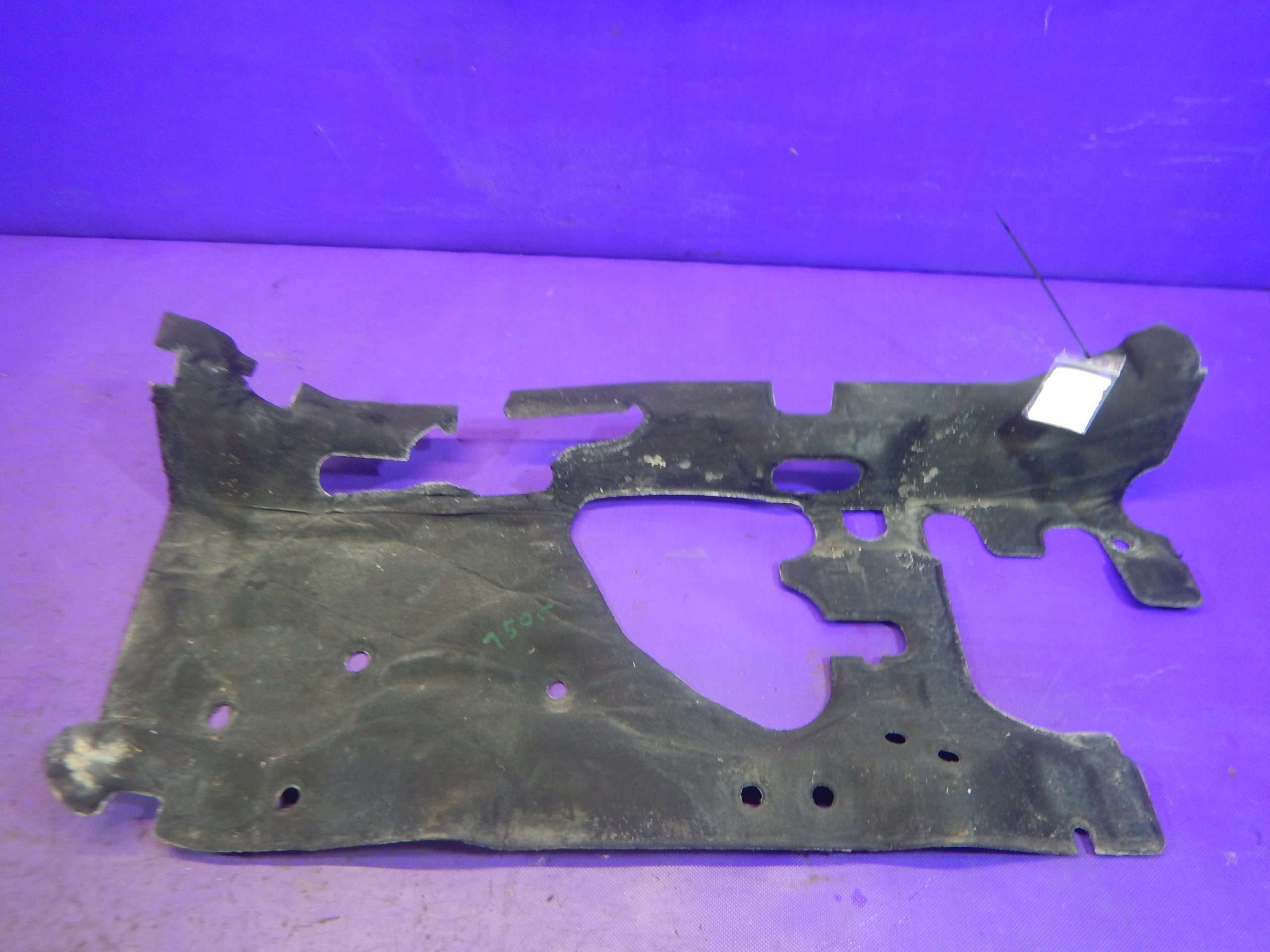 FIAT 500 07 - 1,2 ЗВУКОИЗОЛЯЦИЯ ПЕРЕГОРОДКИ