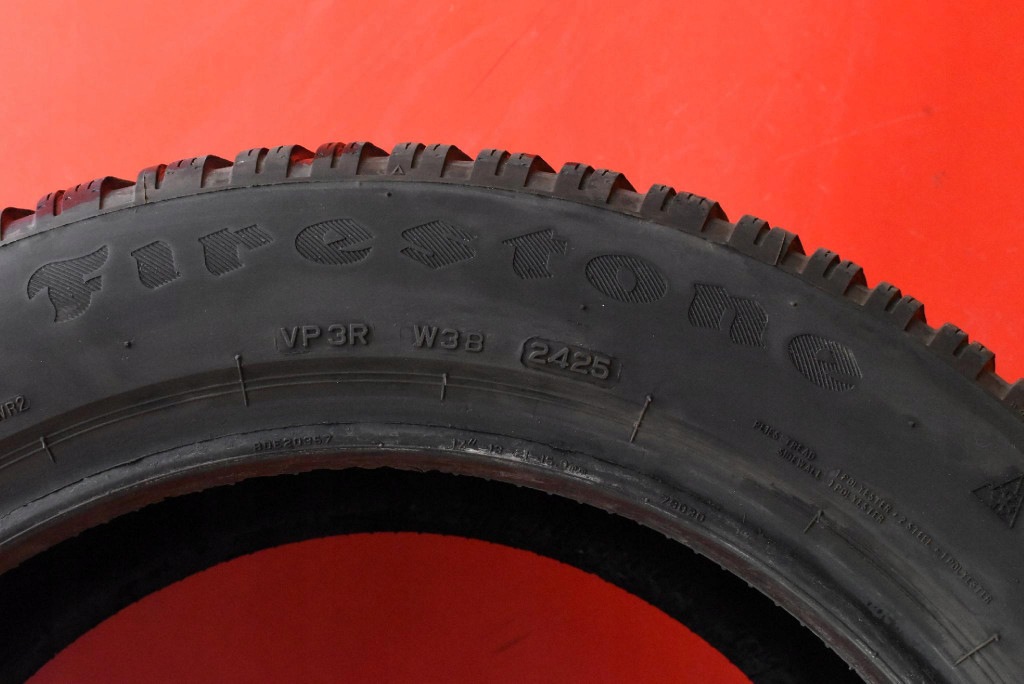tyre tyres 2 SZT FIRESTONE ZIMA 215/55/17 25R