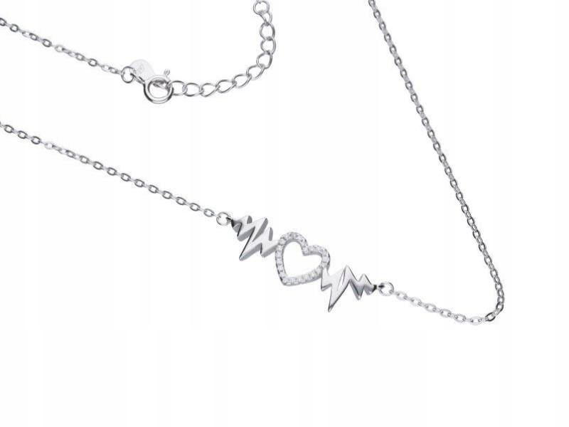Stříbrný náhrdelník 925 se srdcem zdobeným zirkonem a přívěskem jako dárek