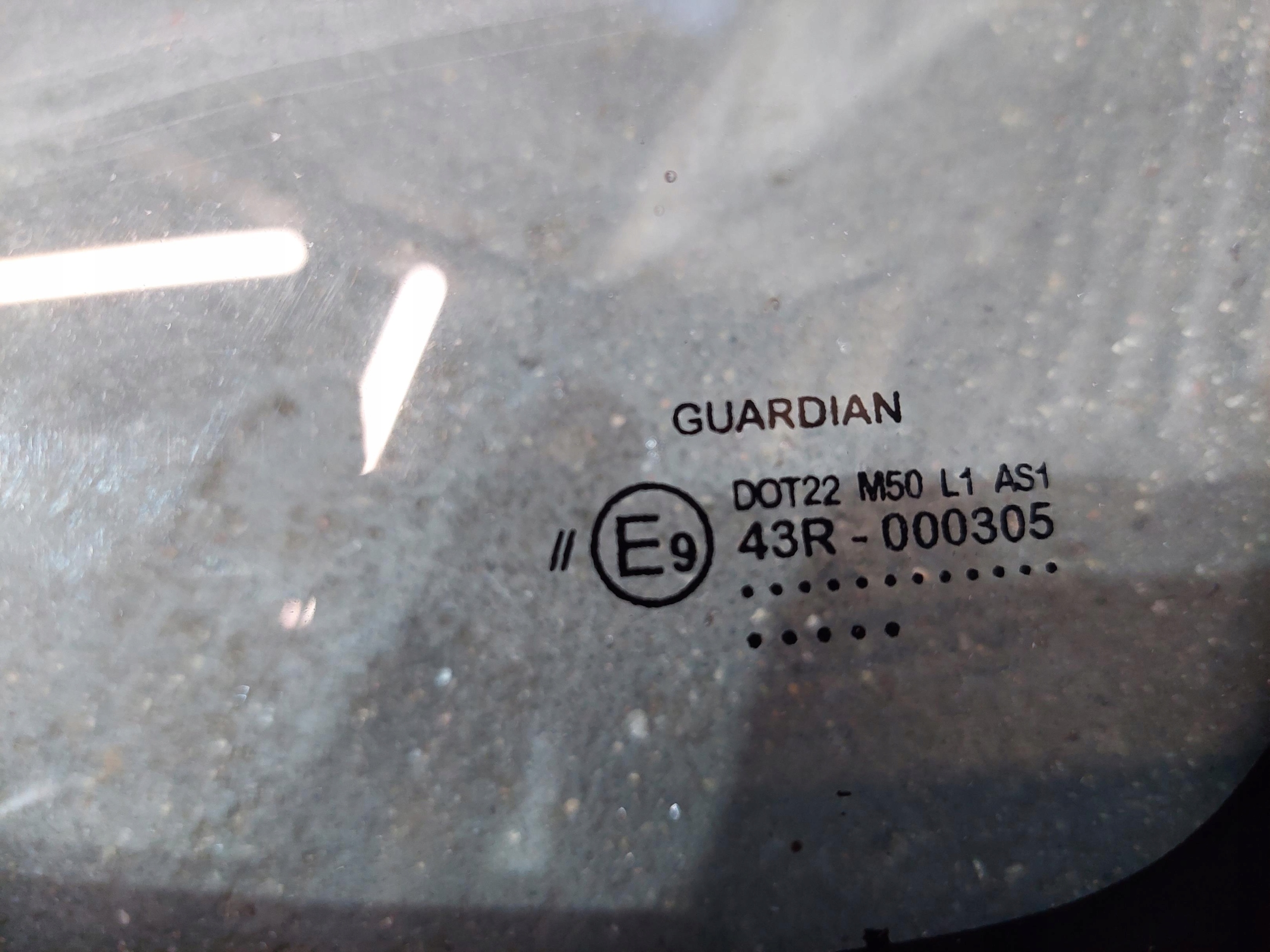 window iron front front OUTLANDER III 3