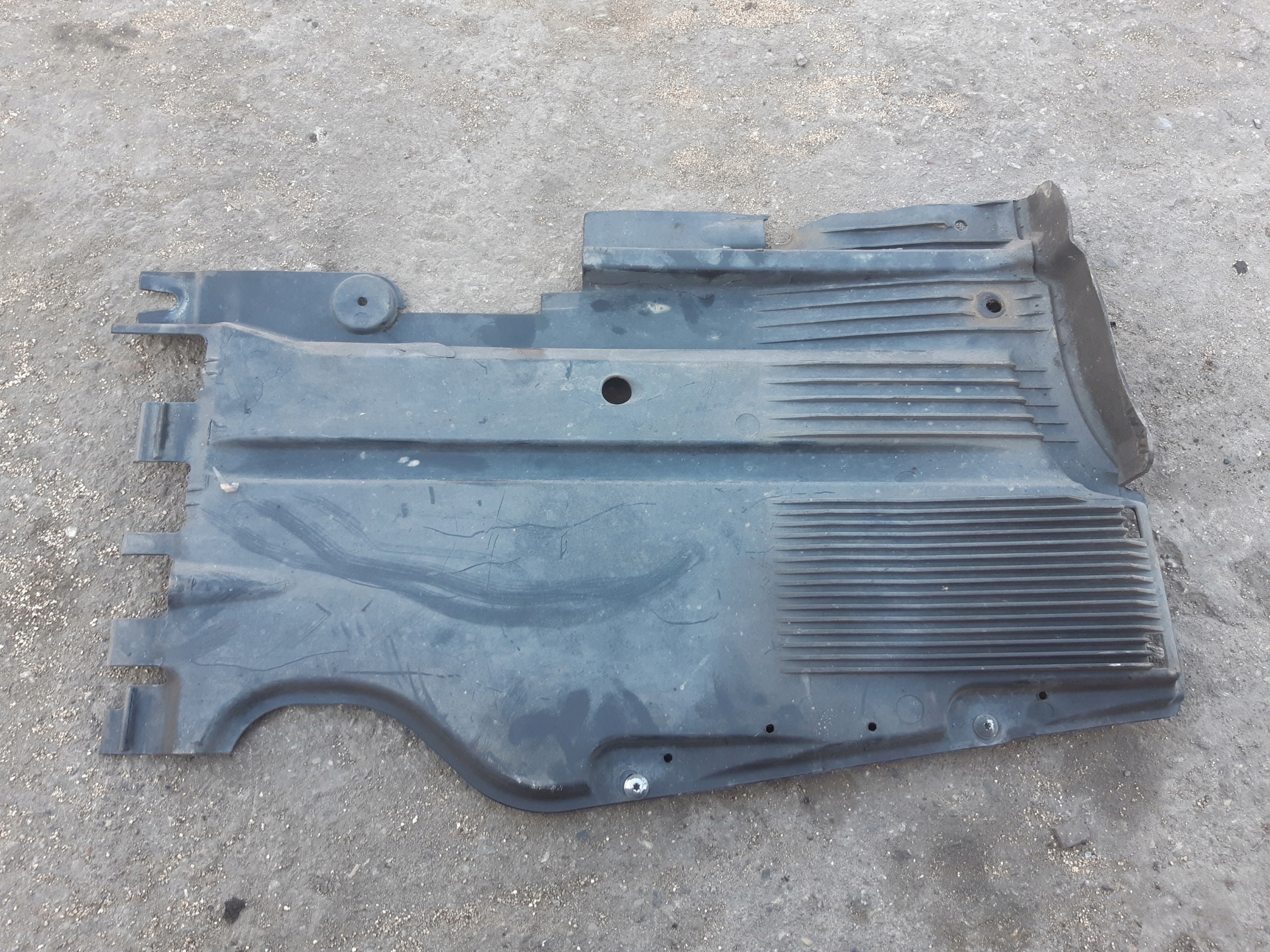 AUDI A4 B8 cover chassis cover left 8K0825215H