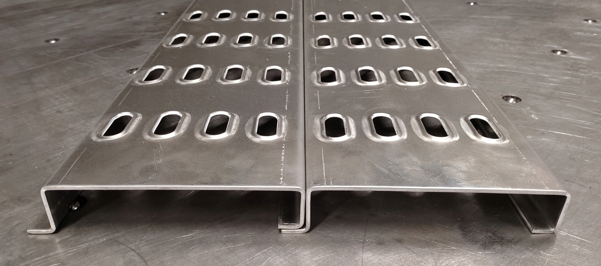 Panel podłogowy ALU 375b LOHR Najazd Platforma Producent Stal-mech