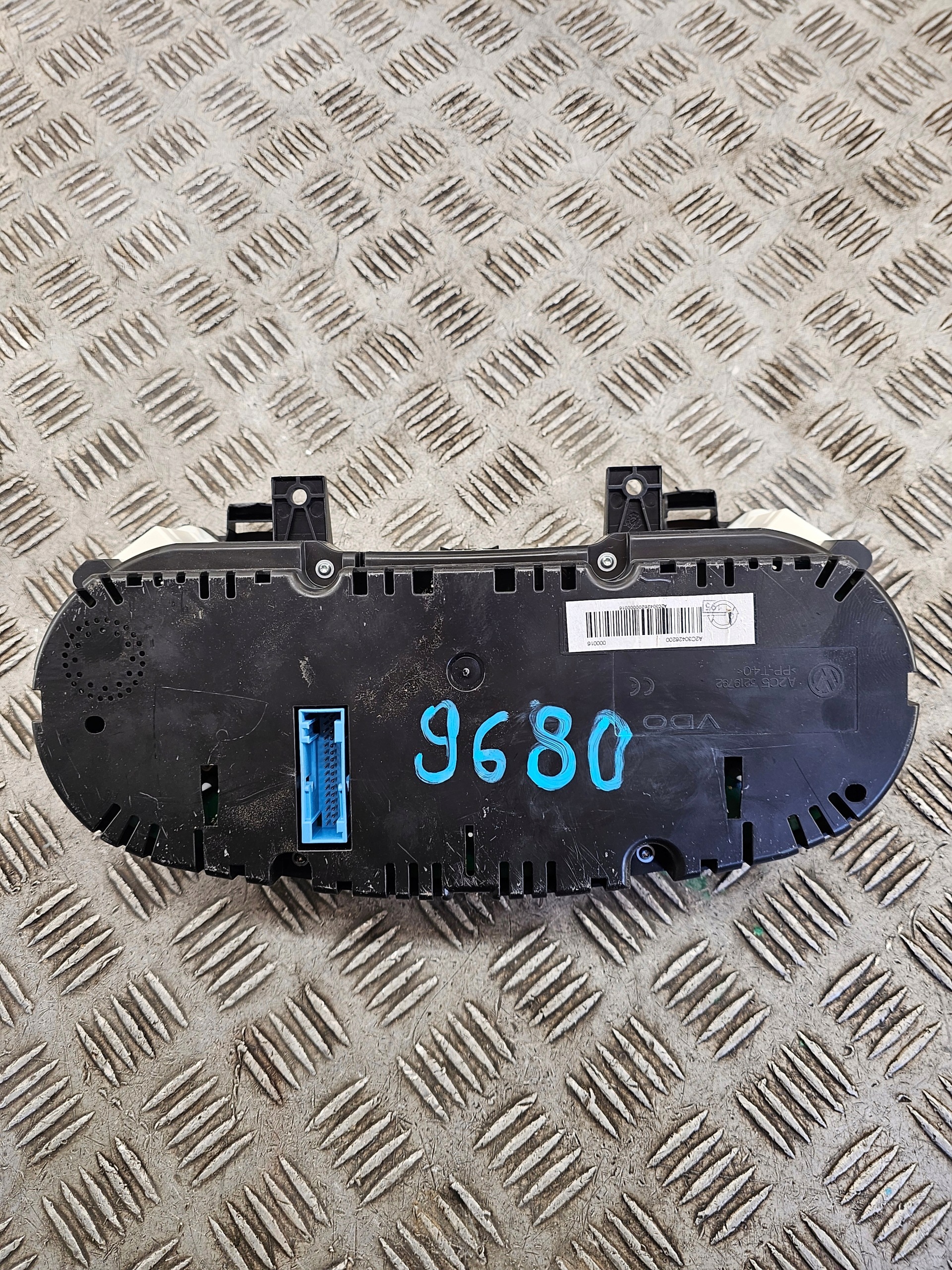 dials dials AUDI A1 8X 1.6 TDI 8X0920950CX UK