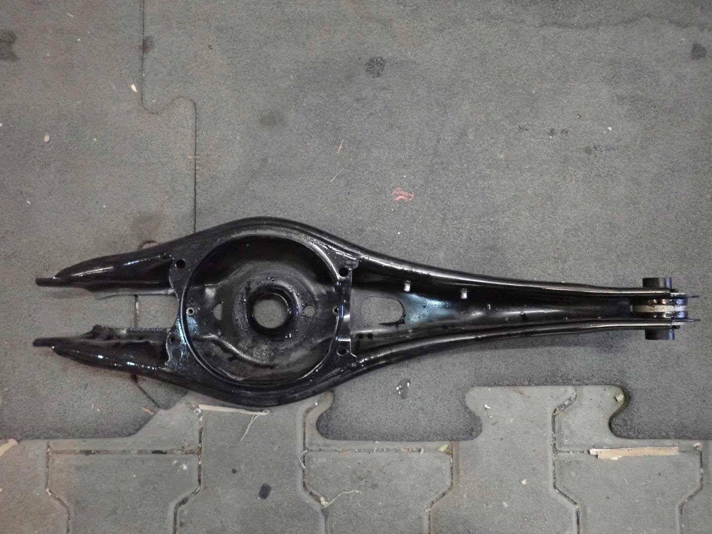 QUERLENKER LINKS HECK VW SEAT SKODA AUDI 5QA505371D