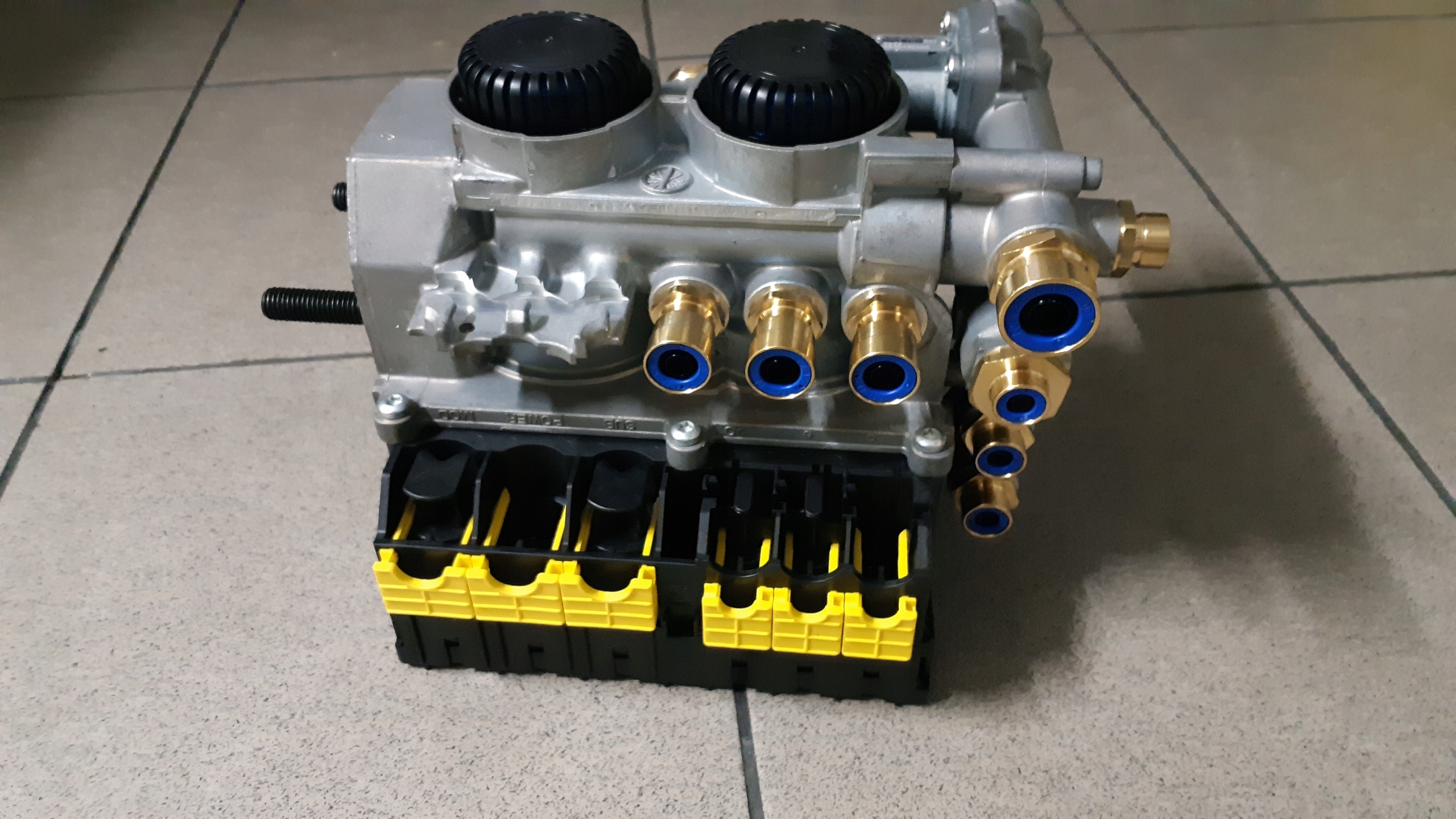 4801020660 - МОДУЛЯТОР WABCO E PREMIUM 4801020630 НОВЫЙ