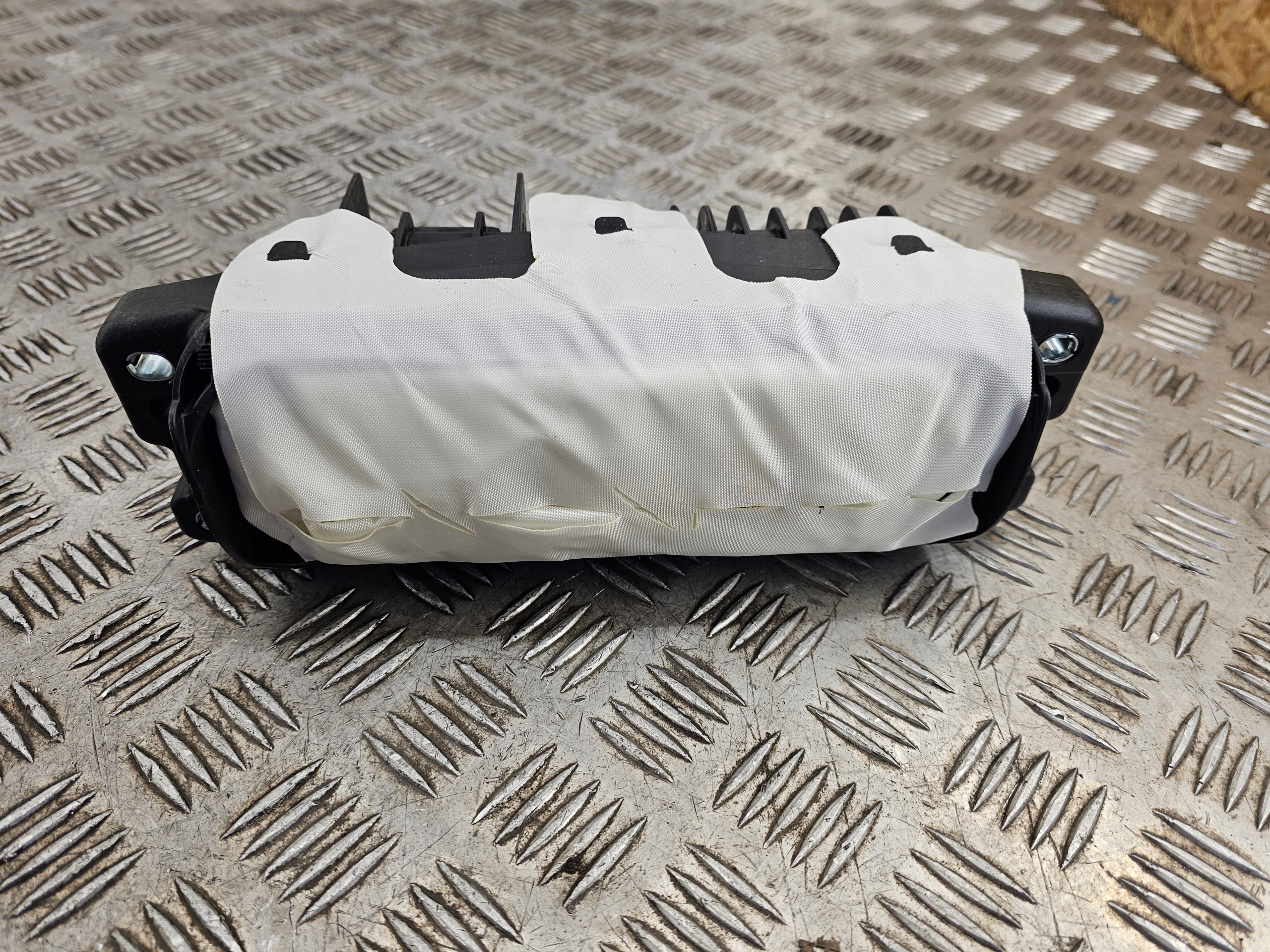 passenger airbag AUDI Q3 8U 8U0880204D