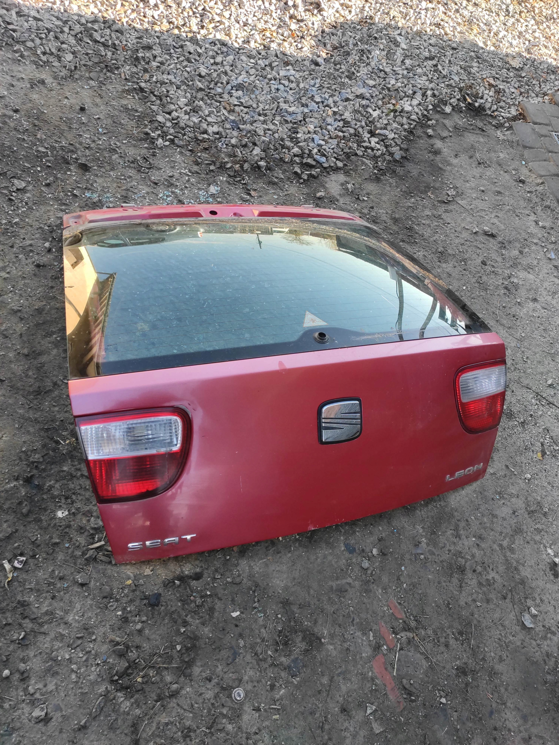 SZYBA KLAPY TYŁ TYLNA SEAT LEON I