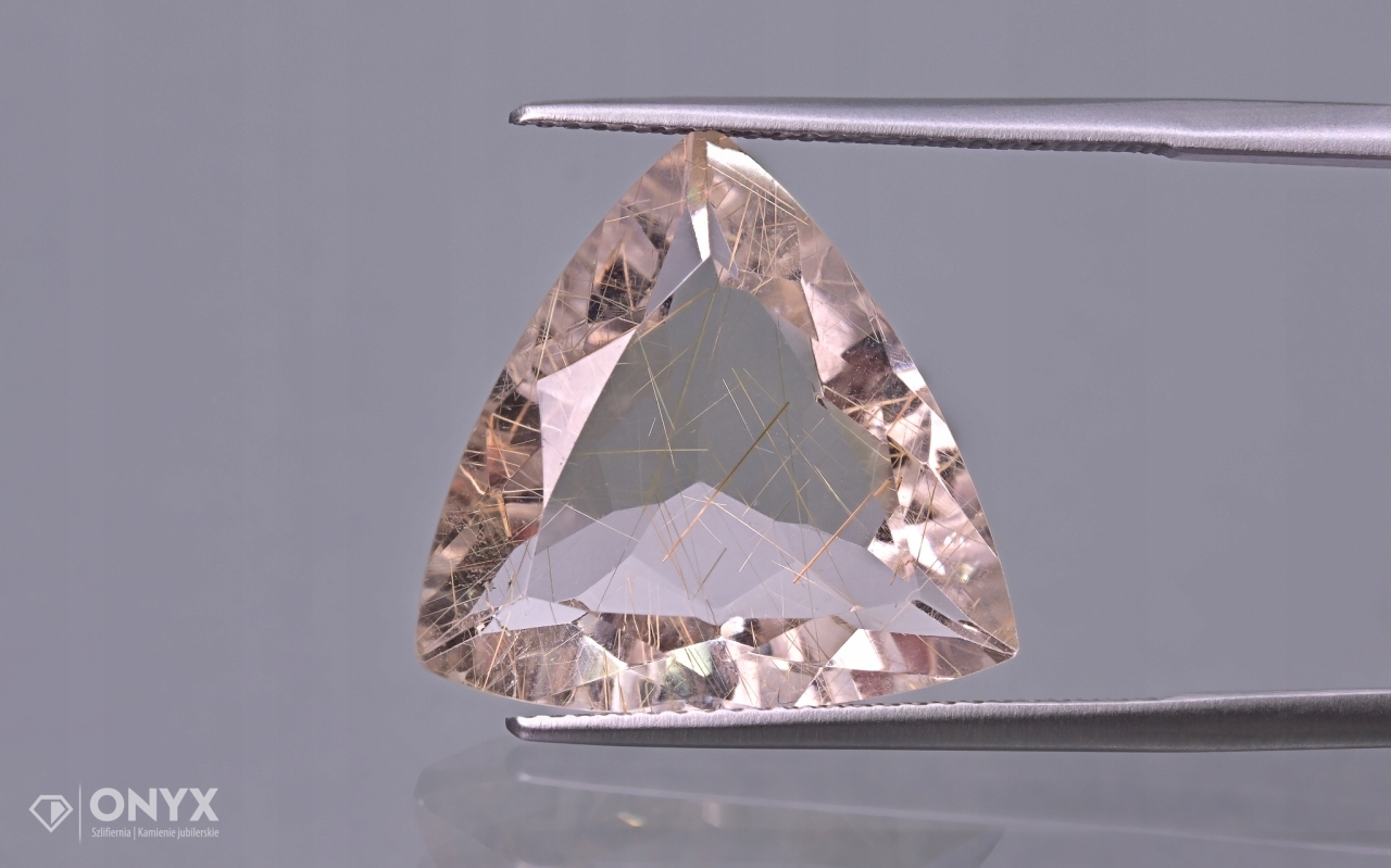 Křemen s rutilem fazetovaný bilion 18,5x18,5 mm