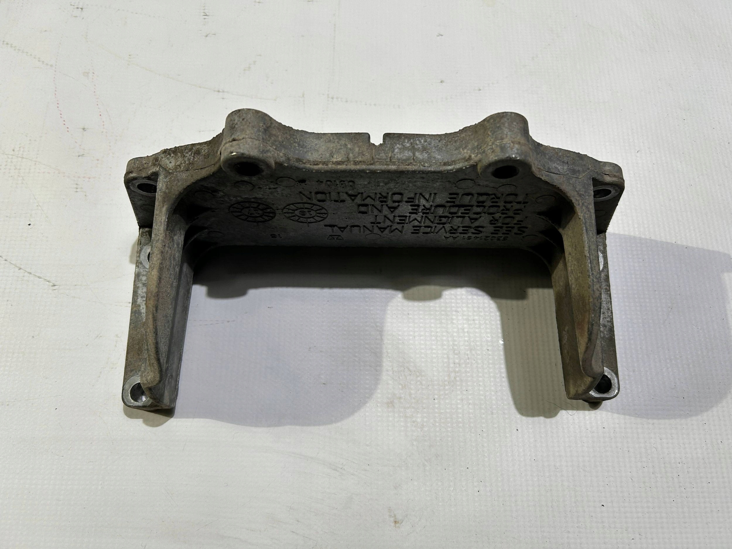 Stütze Blende Abdeckung Stütze Halter Getriebe getriebe Dodge RAM 1500 2019