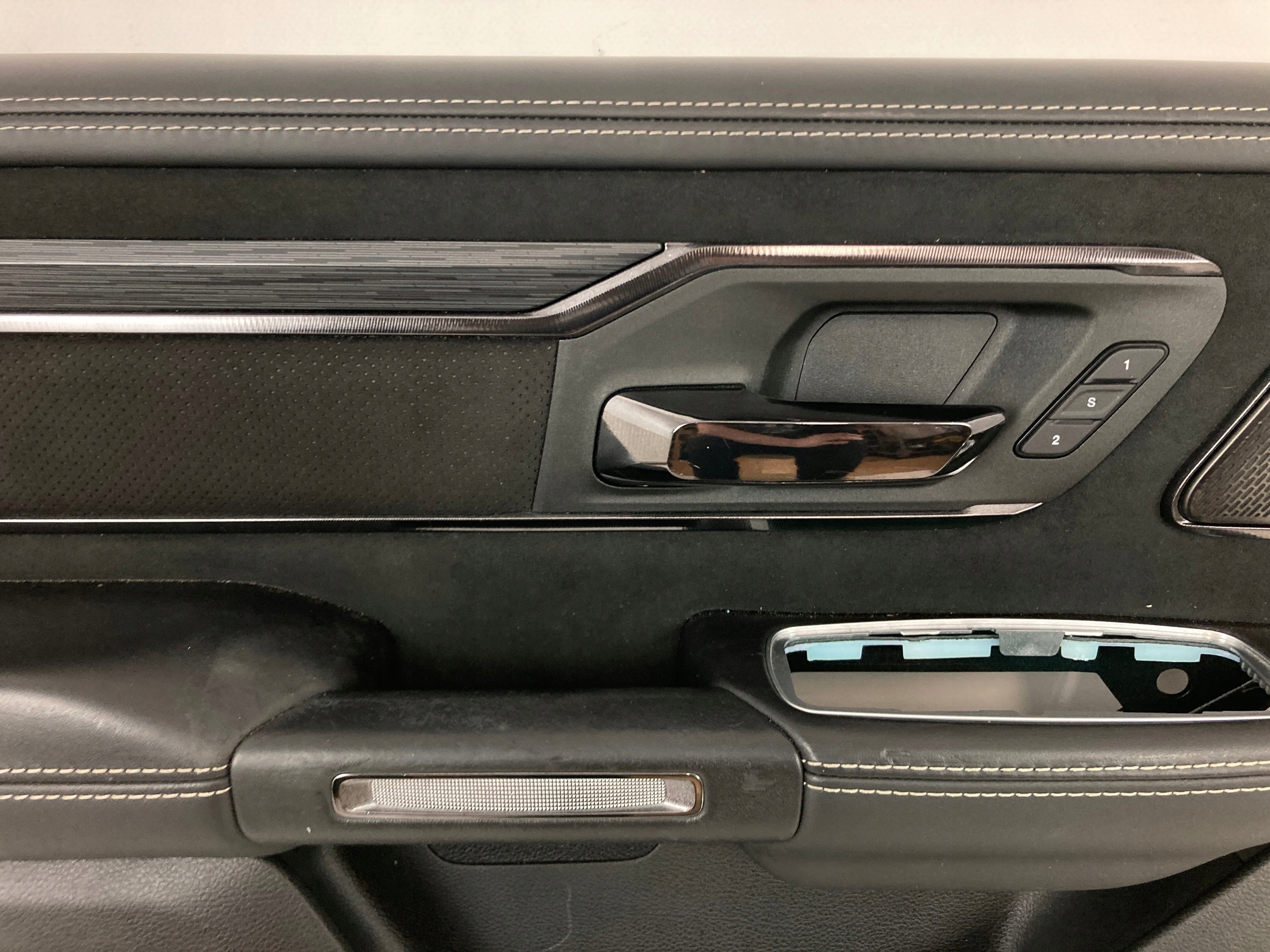 Ram 1500 TRX side door left front driver´s 2021-24
