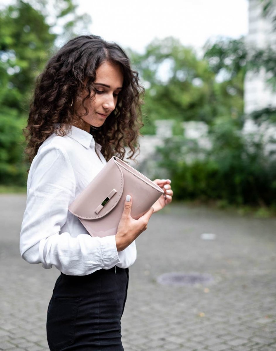 PUDROWY RÓŻ KOPERTÓWKA TOREBKA WIZYTOWA SOLOME D5 Kod producenta KOPERTÓWKA D5 RÓŻ SREBRNA