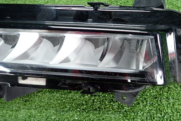 SKODA OCTAVIA IV RS 19- Nebelscheinwerfer links