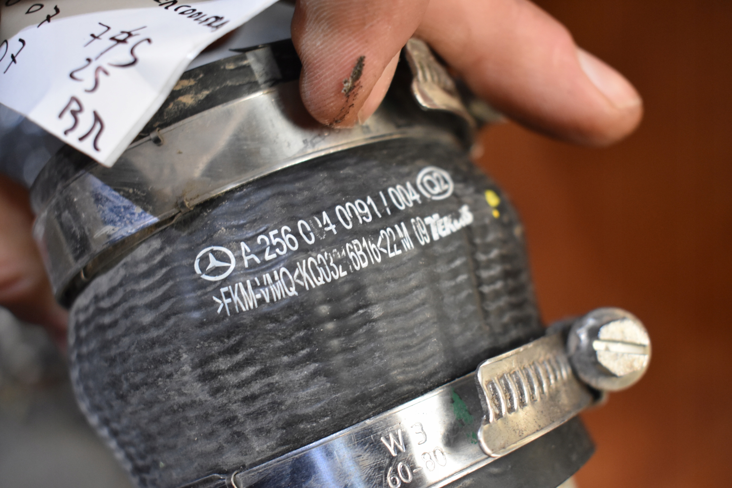 IDEALNY Schlauch luft intercooler MERCEDES 1