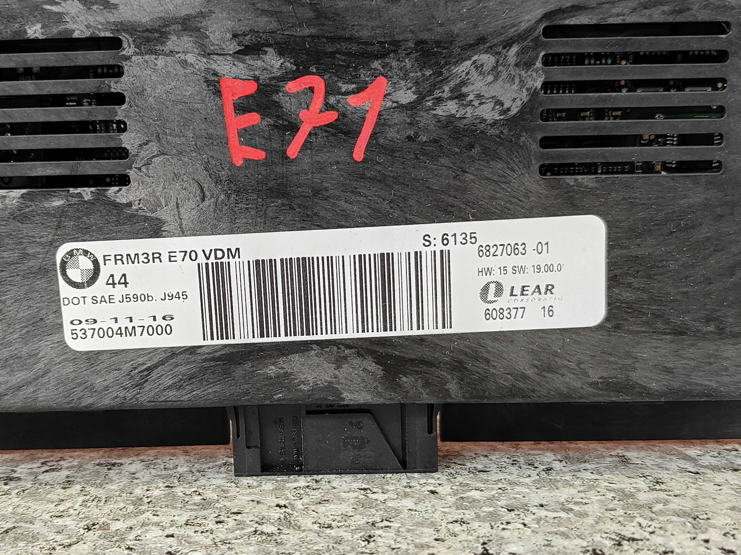 BMW E70 X5 E71 X6 MODUŁ STEROWNIK ŚWIATEŁ FRM 3 6827063 Producent części BMW OE