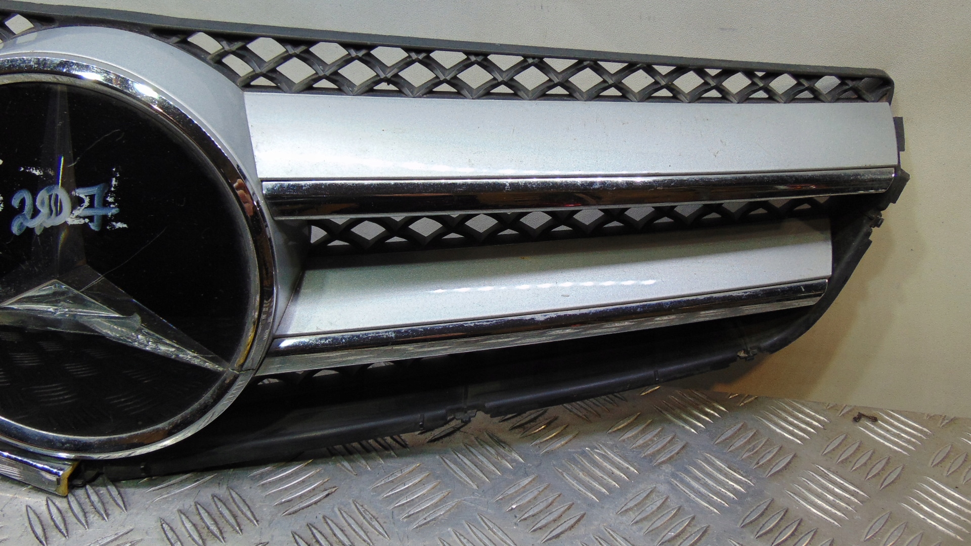 Mercedes-Benz E-Klasse W207 Kühlergrill FRONTGRILL Kühlergitter A2078880283 - Thumbnail 3