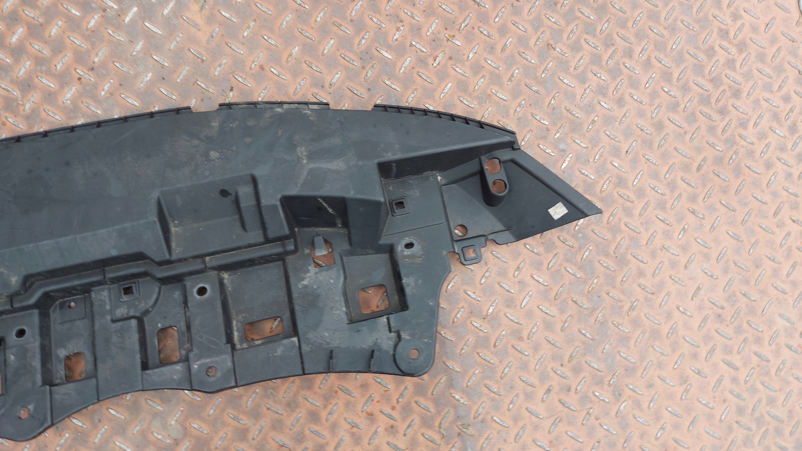 ABSORBER cover below bumper TOYOTA YARIS CROSS 21