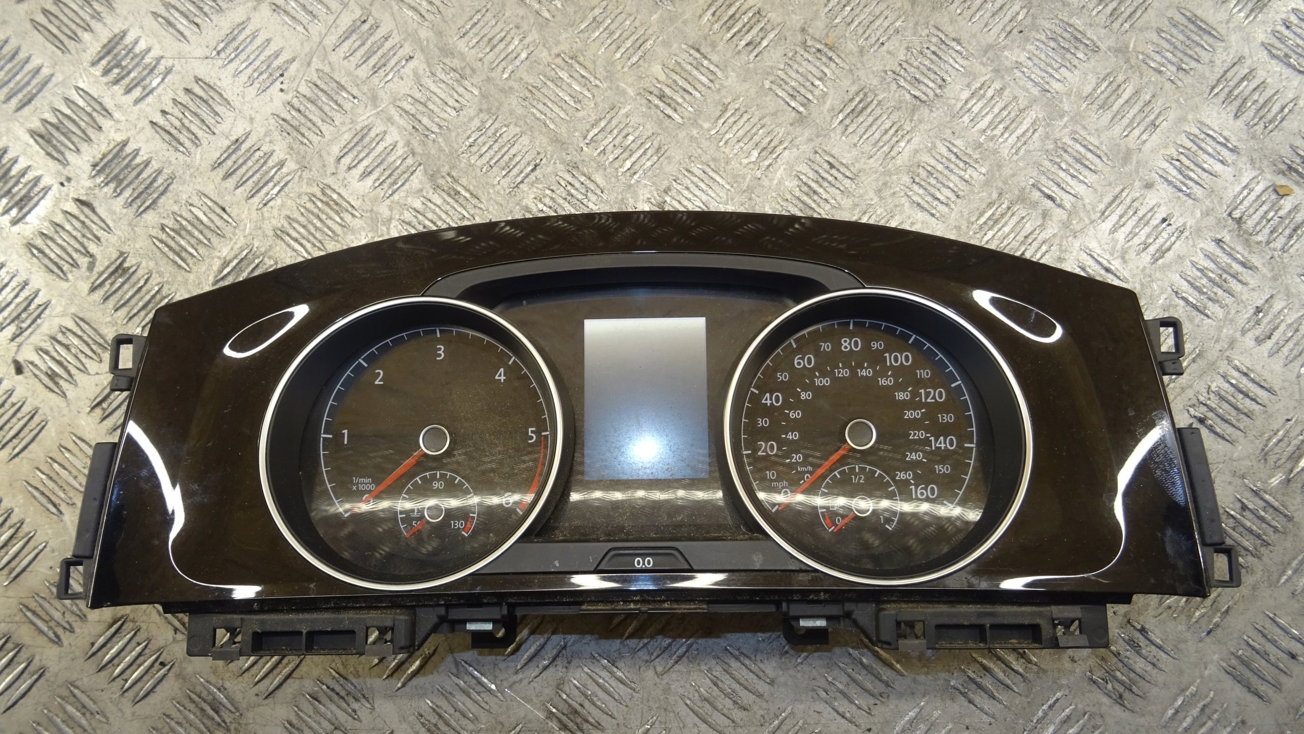 dials dials VW GOLF VII 2.0 TDI 5G0920961A UK