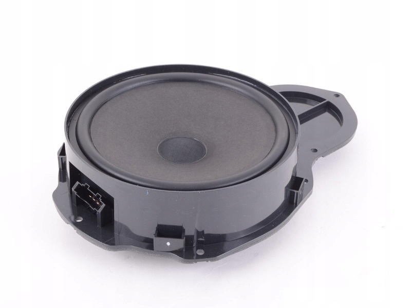 subwoofer passat b7