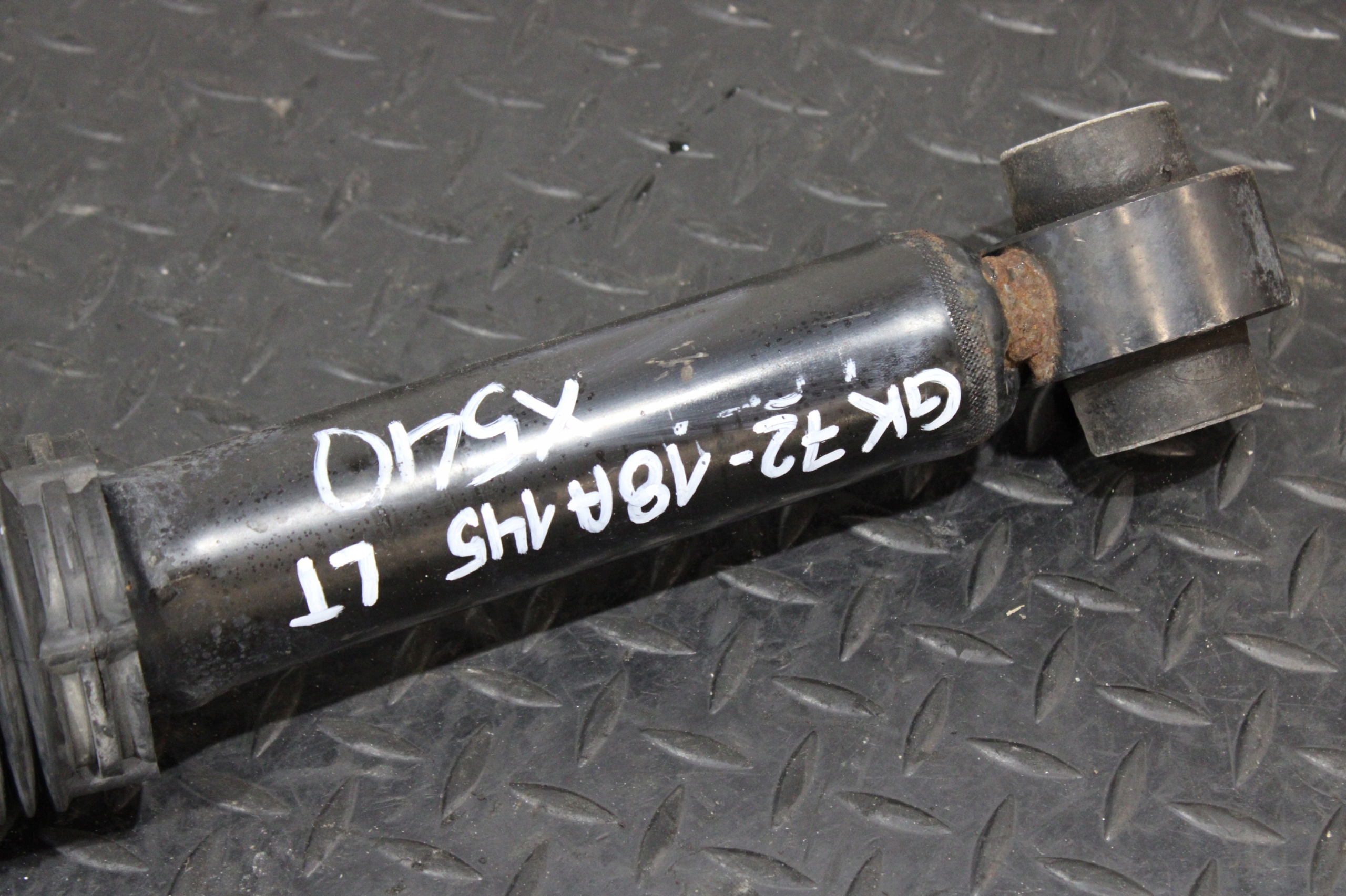 shock absorber rear part left JAGUAR E-PACE X540 S GK72-18A145 2,0 D