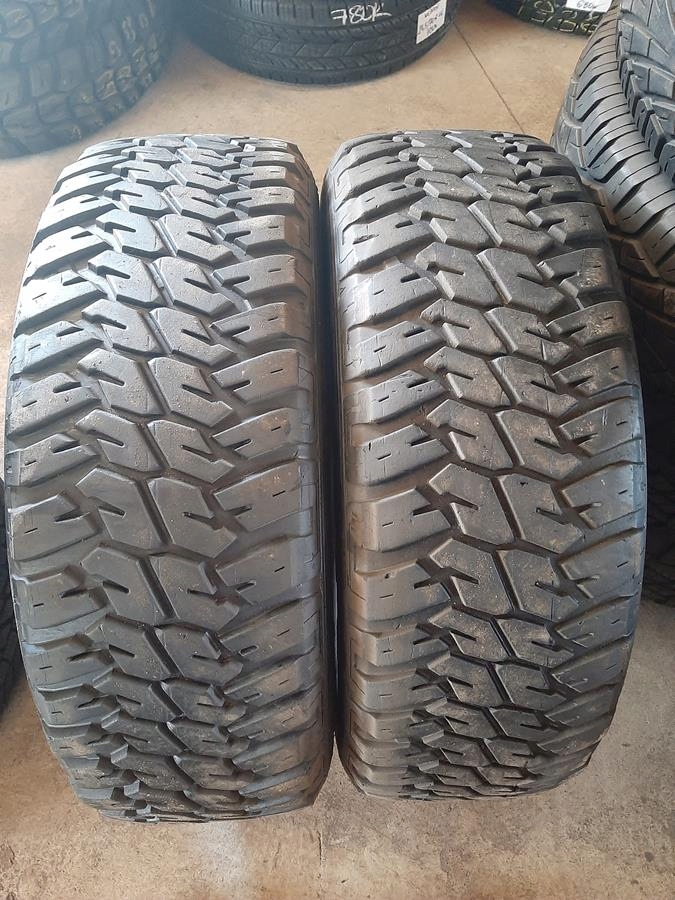 M*a様 希少 GOODYEAR WRANGLER MT/R 265/75R16 Goodyear Wrangler MT/R With Kevlar LT265/75R16 E/10PLY B