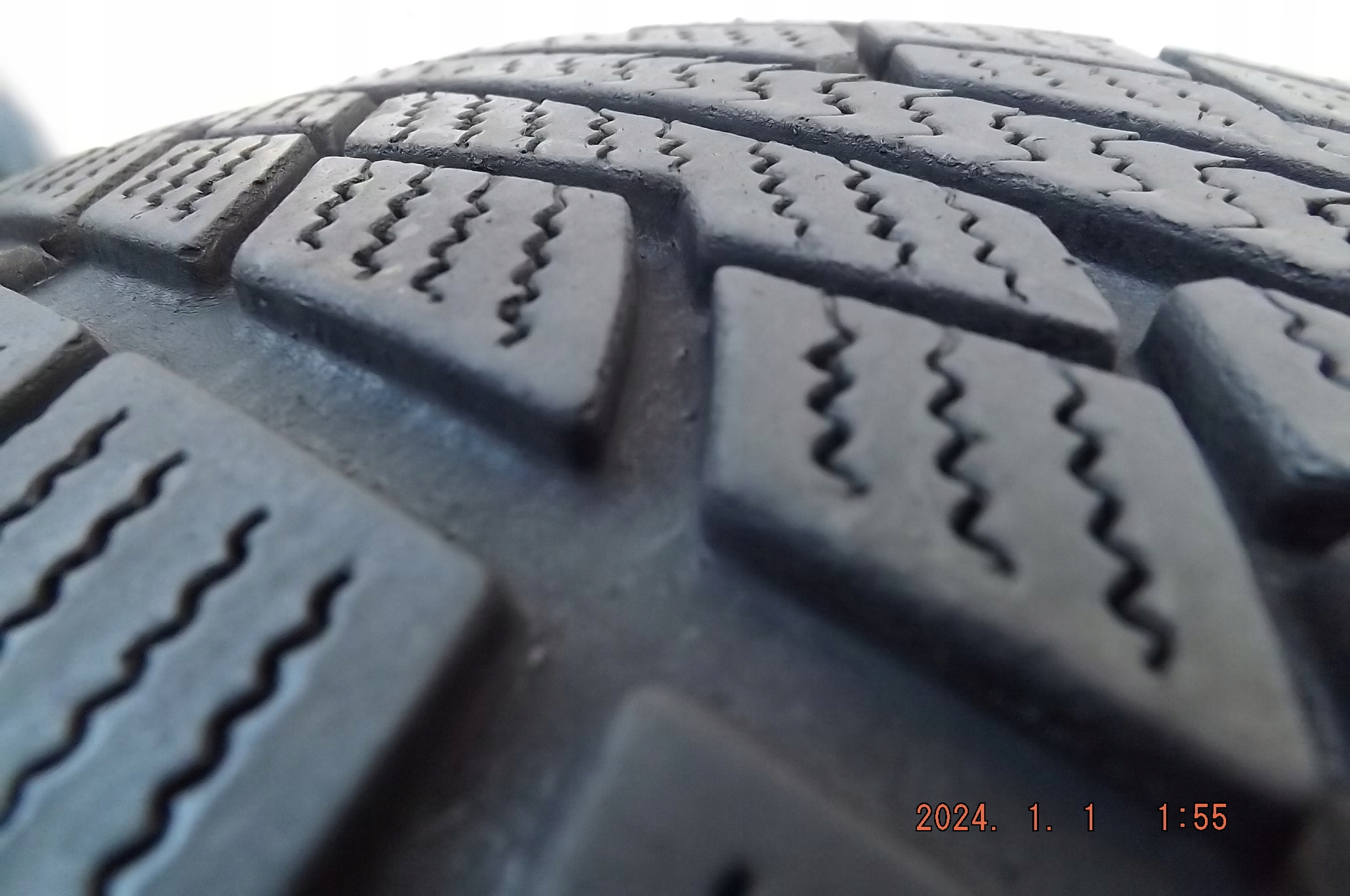 [U47] 4XZIMA 195/65R15 91T ACHILLES WINTER 101X & Rok produkcji 2017
