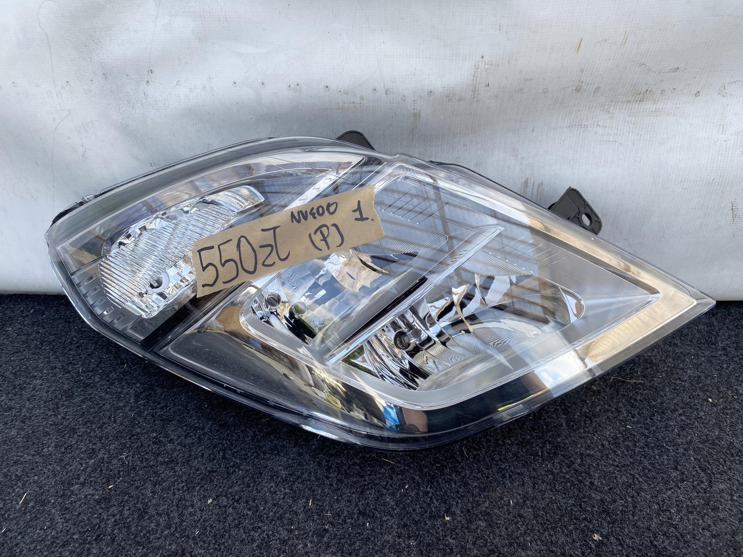 NISSAN NV400 10- REFLEKTOR right front light right front 030127320200