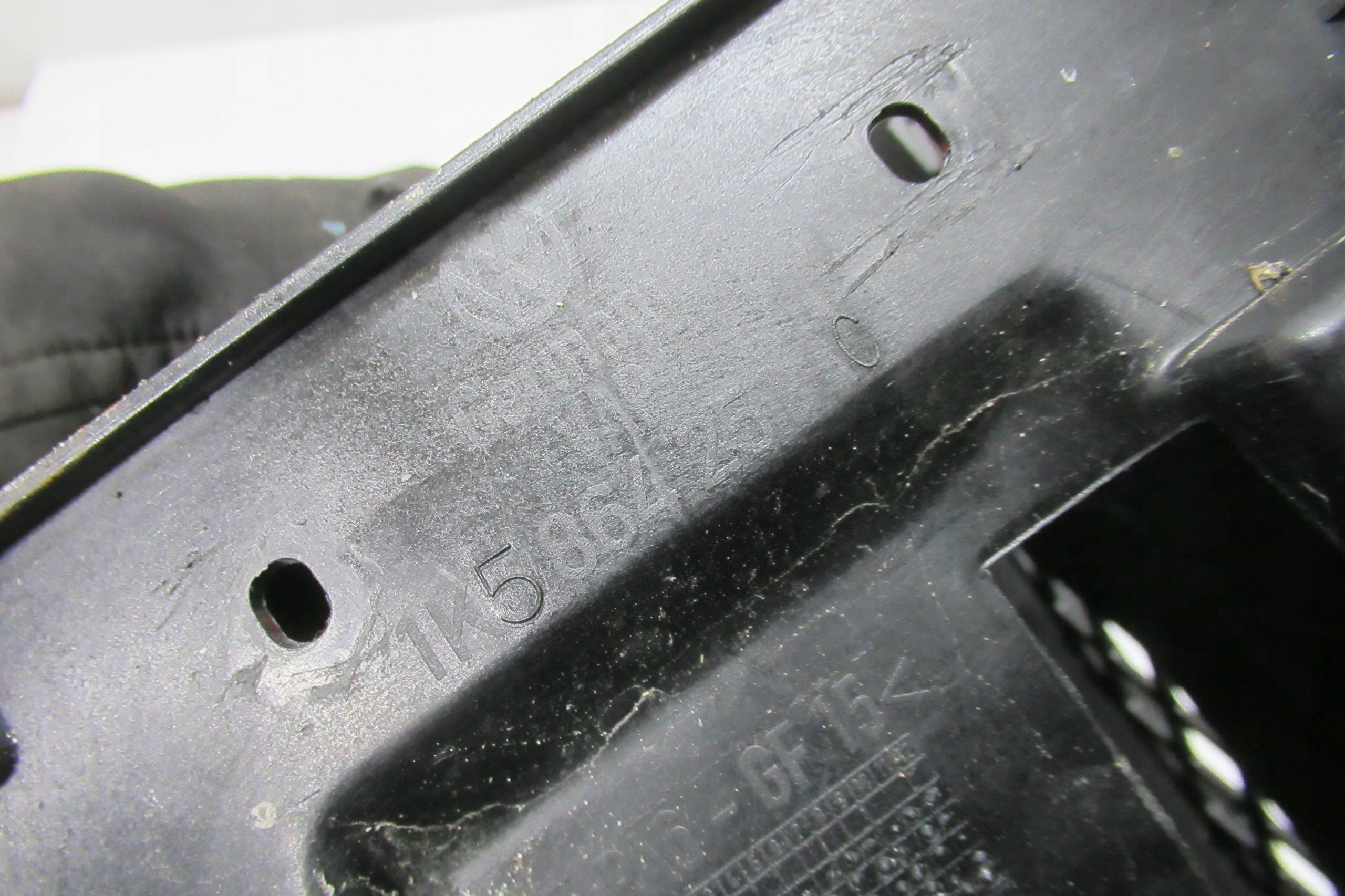 VW GOLF V bracciolo MATERIALOWY 1K5864251C
