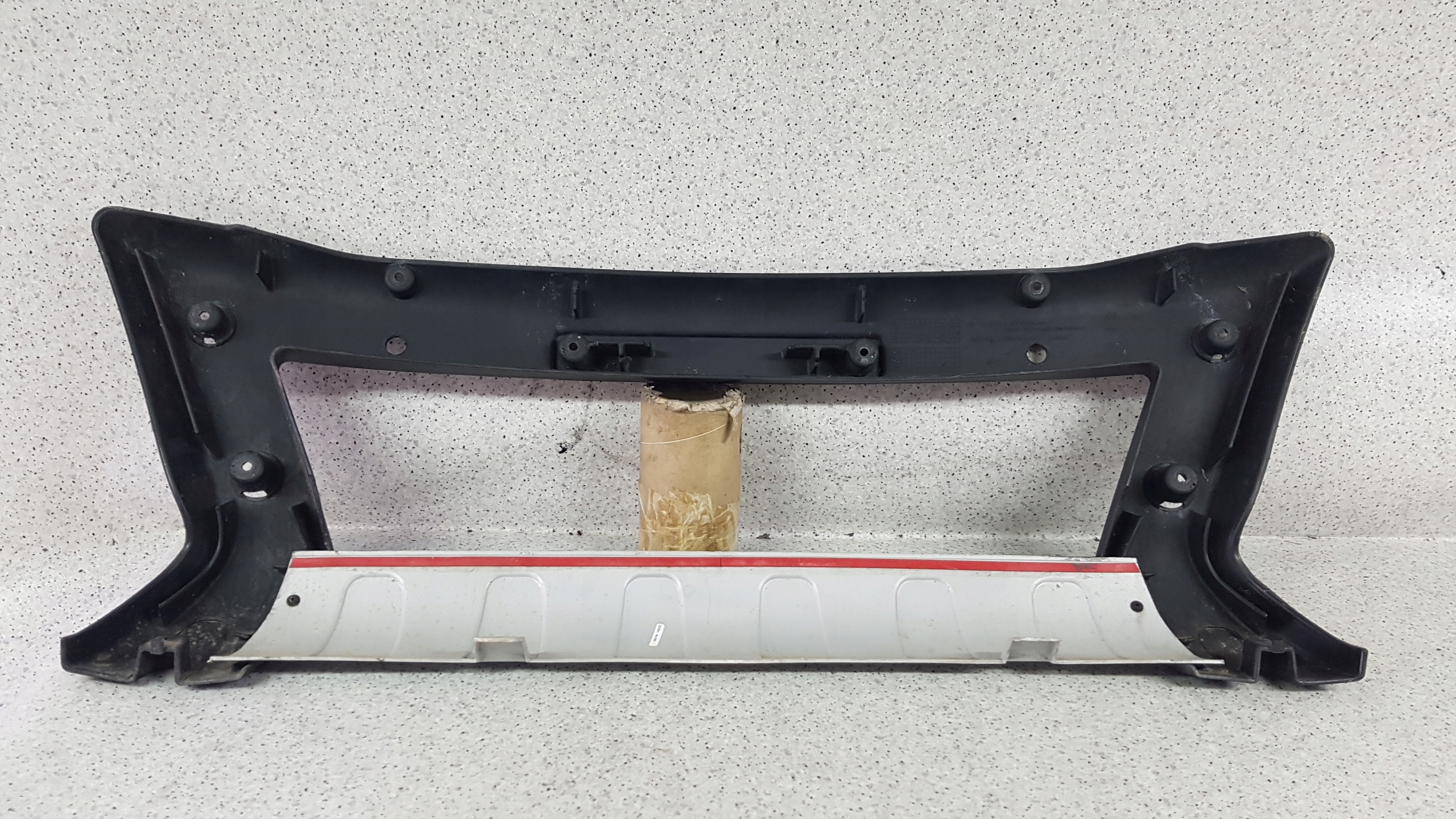 TOYOTA HILUX 2012 - KANGUR cap bumper front 8982