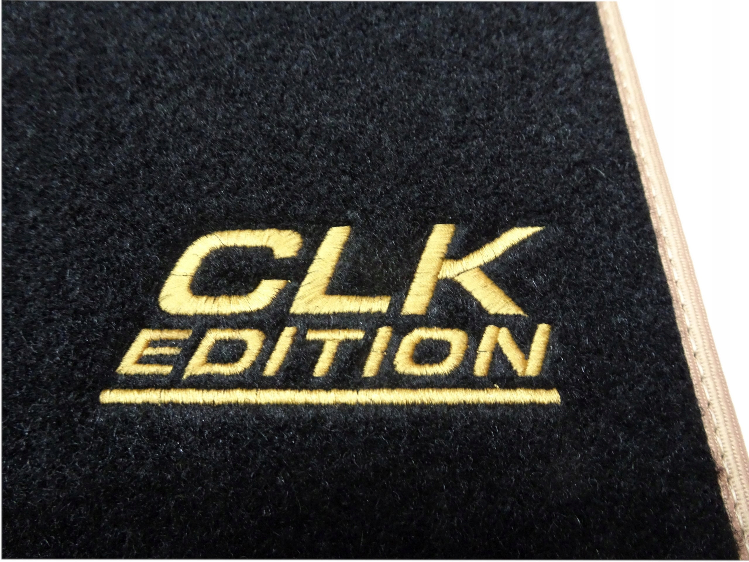 Mercedes CLK W209 Dywaniki CLASSIC + HAFT CH2 Liczba elementów 4