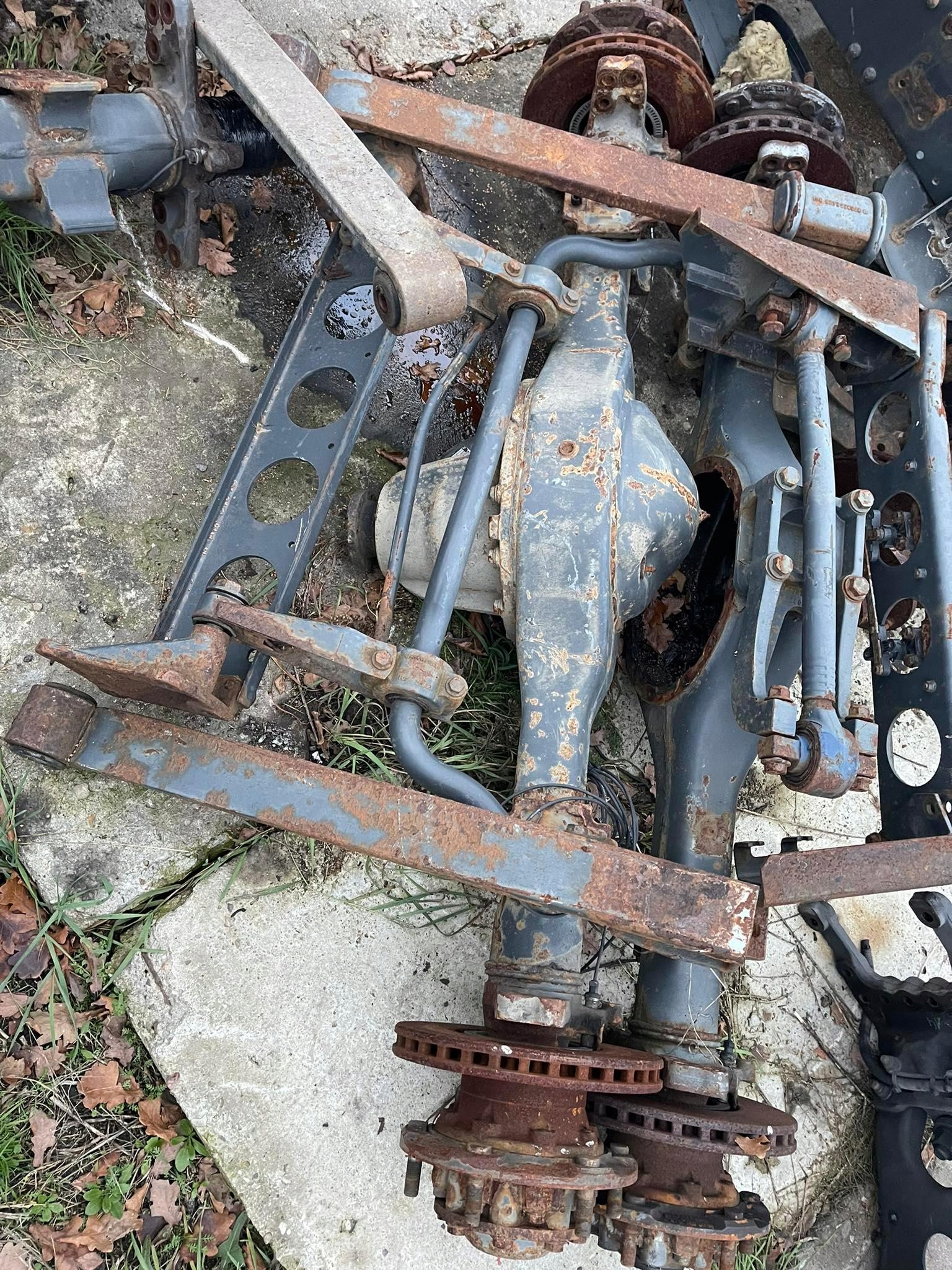 43:11 - Mercedes Atego задній міст HL2 43: 11