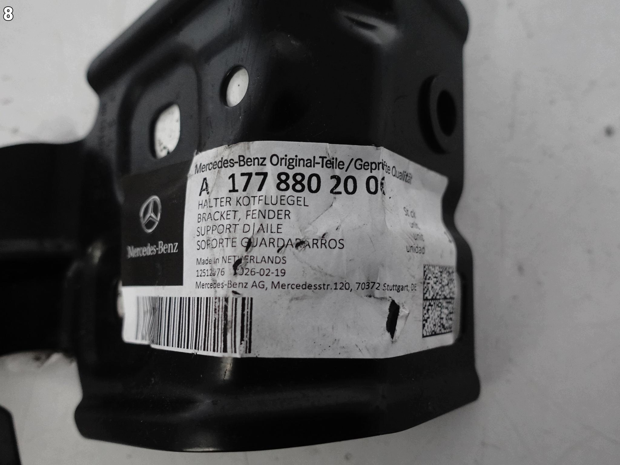 MERCEDES A-class W177 V177 18- console holder fender front right original