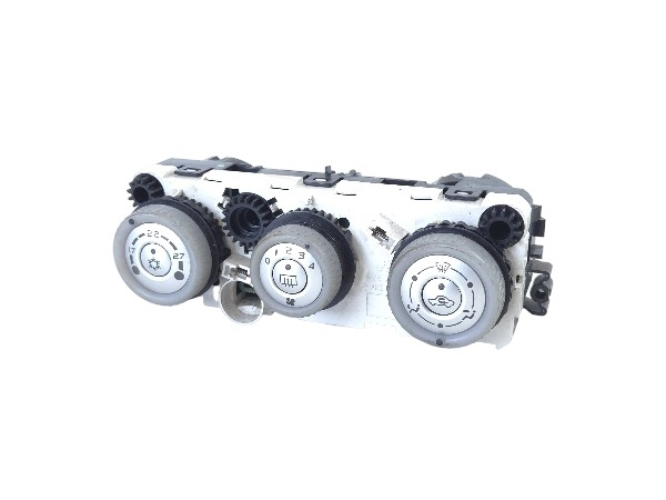 MITSUBISHI COLT VI Unite commande clima Bouches buses 69660063