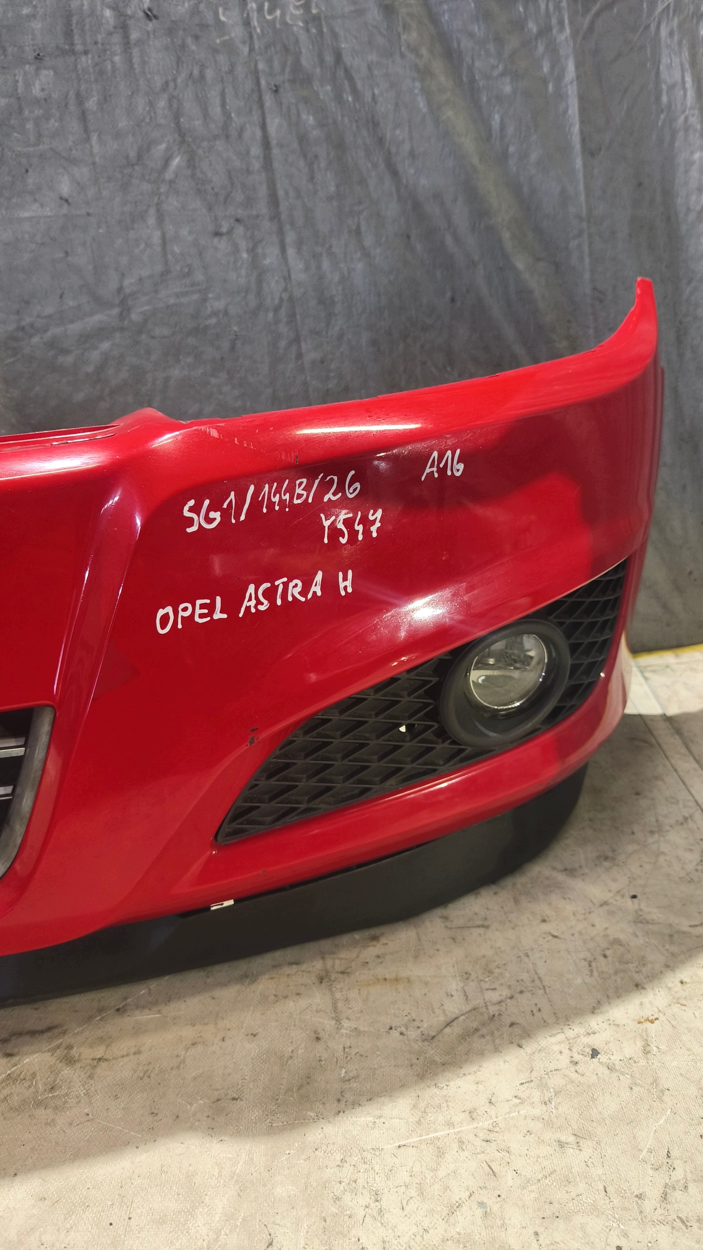 Frontstoßstange OPEL ASTRA H GTC K: Y547