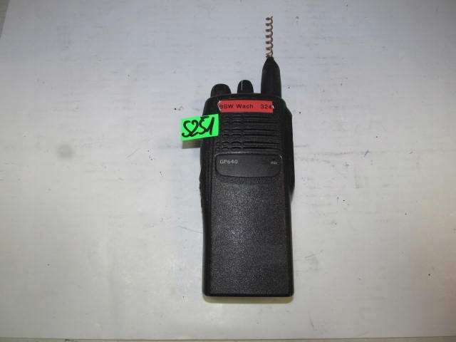 Radiotelefon przesnośny Motorola KRÓTKOFALÓWKA MOTOROLA GP 640