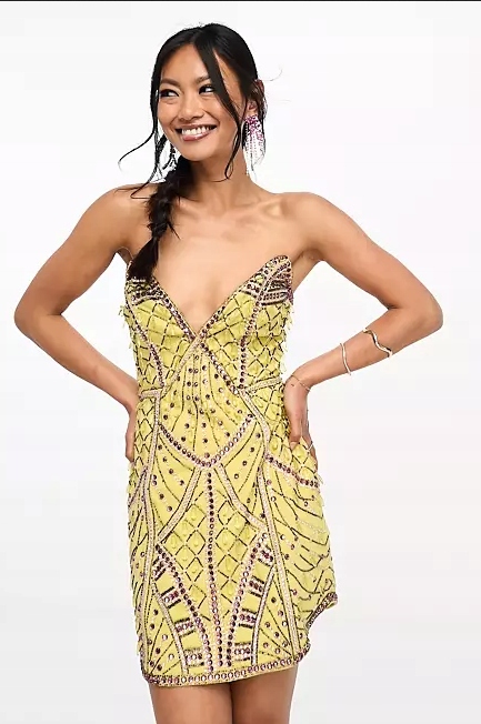 Zdobené koktejlové Křišťály Šaty a třásněmi, velikost 36