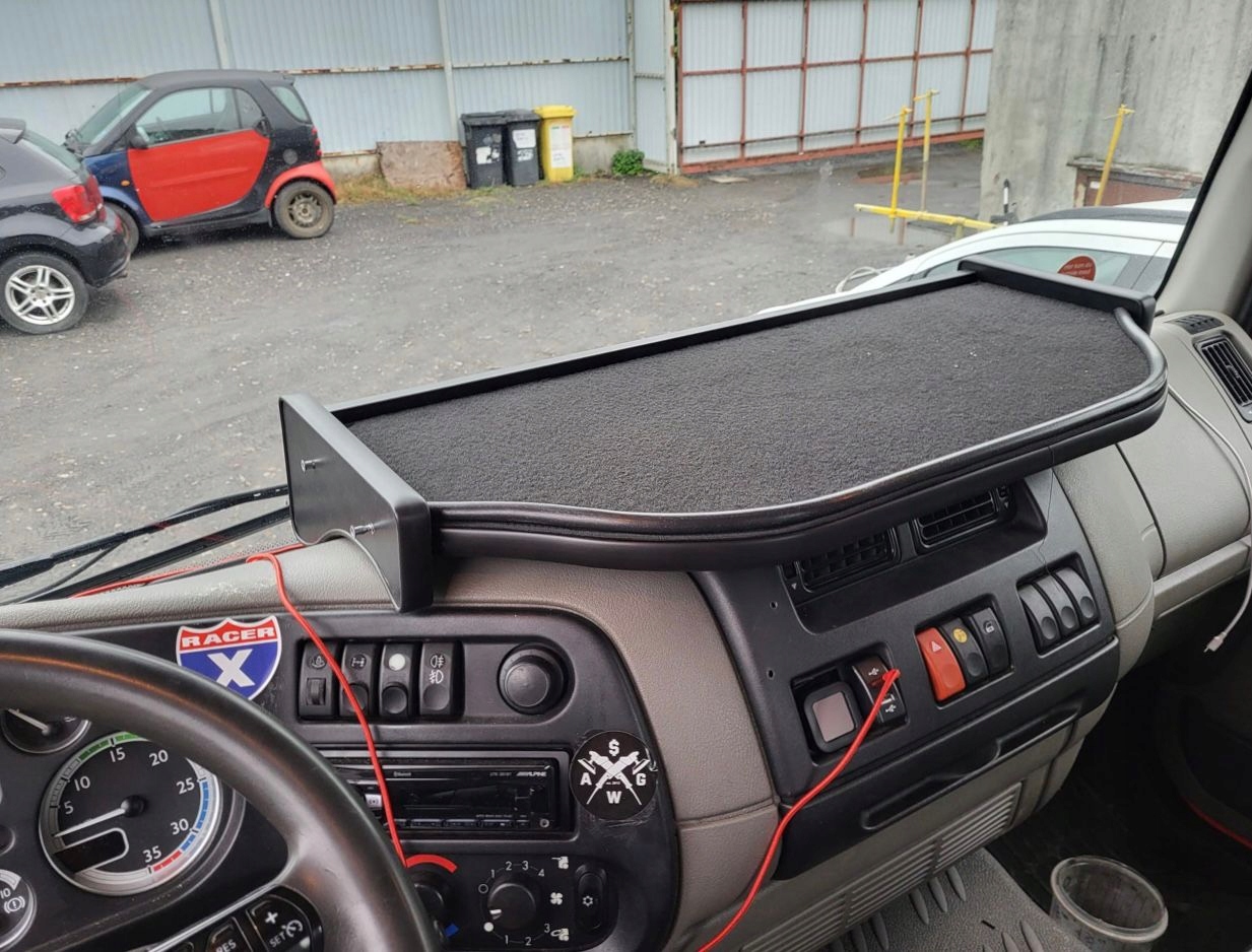 Police Stolek na kokpit Daf Lf 2001-2013r.