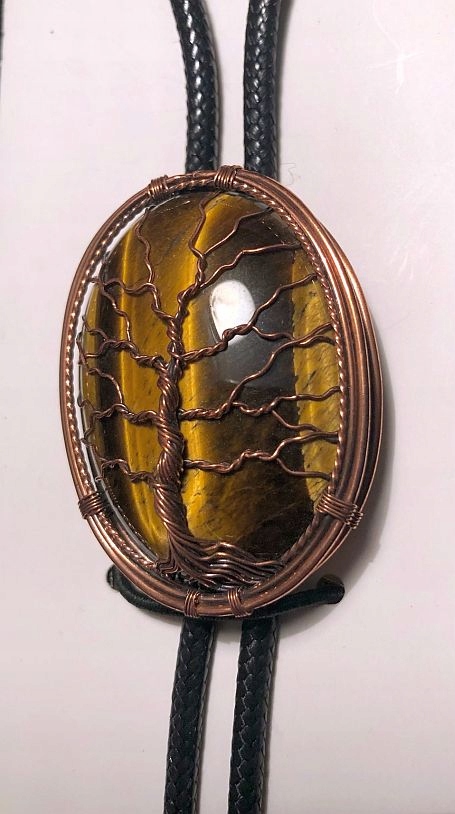 Bolo oválné ručně vyrobené Dřevo z mosazi kámen Tygří oko