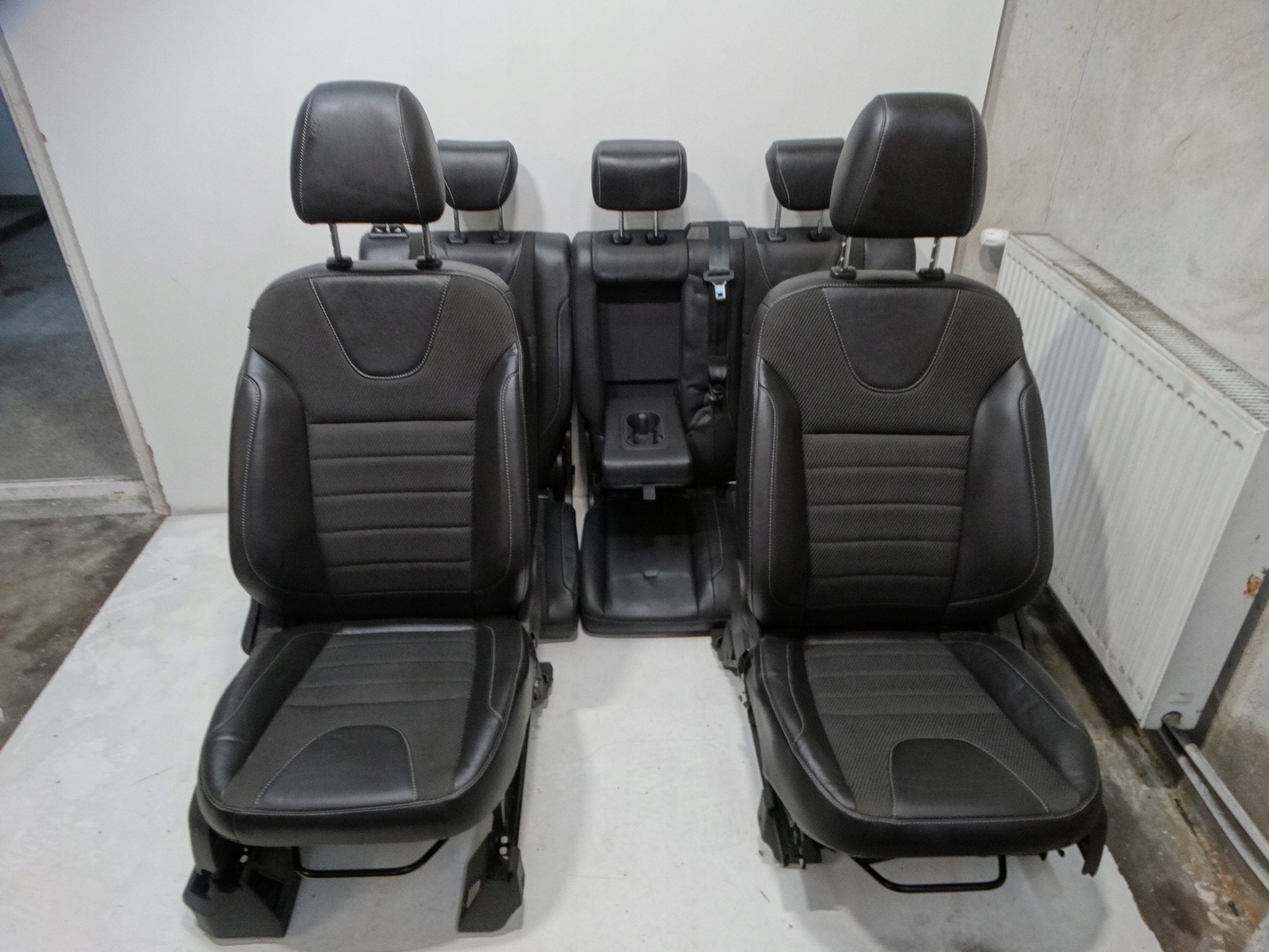 СИДІННЯ KPL KUGA II ПОЛУКОЖА BDB STATE EUROPA