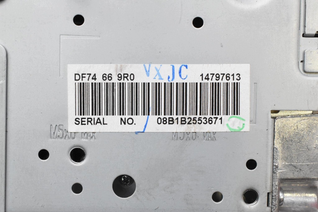 RADIO CD player CD DF74-669R0 MAZDA 2 II DE 07-10