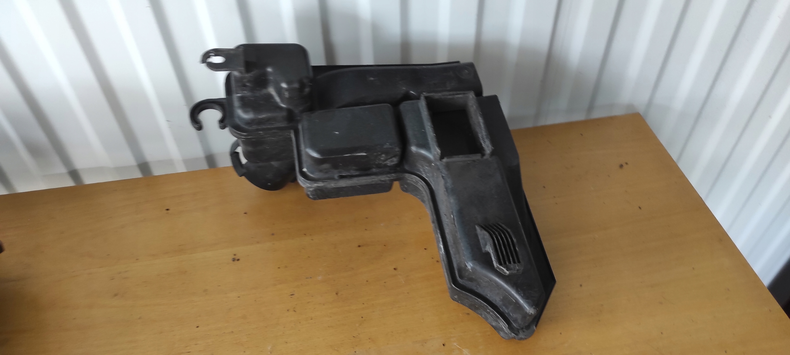 Rezonator Peugeot 207 SW 9685044680